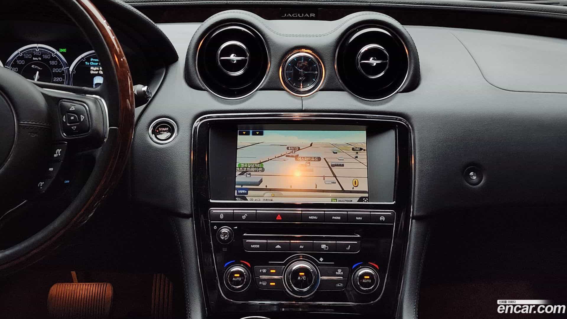 XJ Jaguar 2015.2-OPTION-018