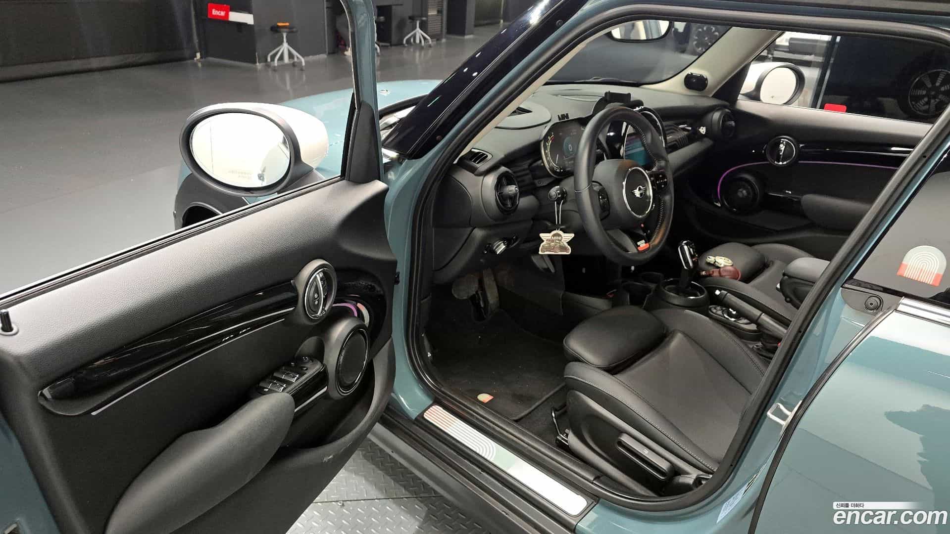 Cooper Mini 2023.0-INNER-010