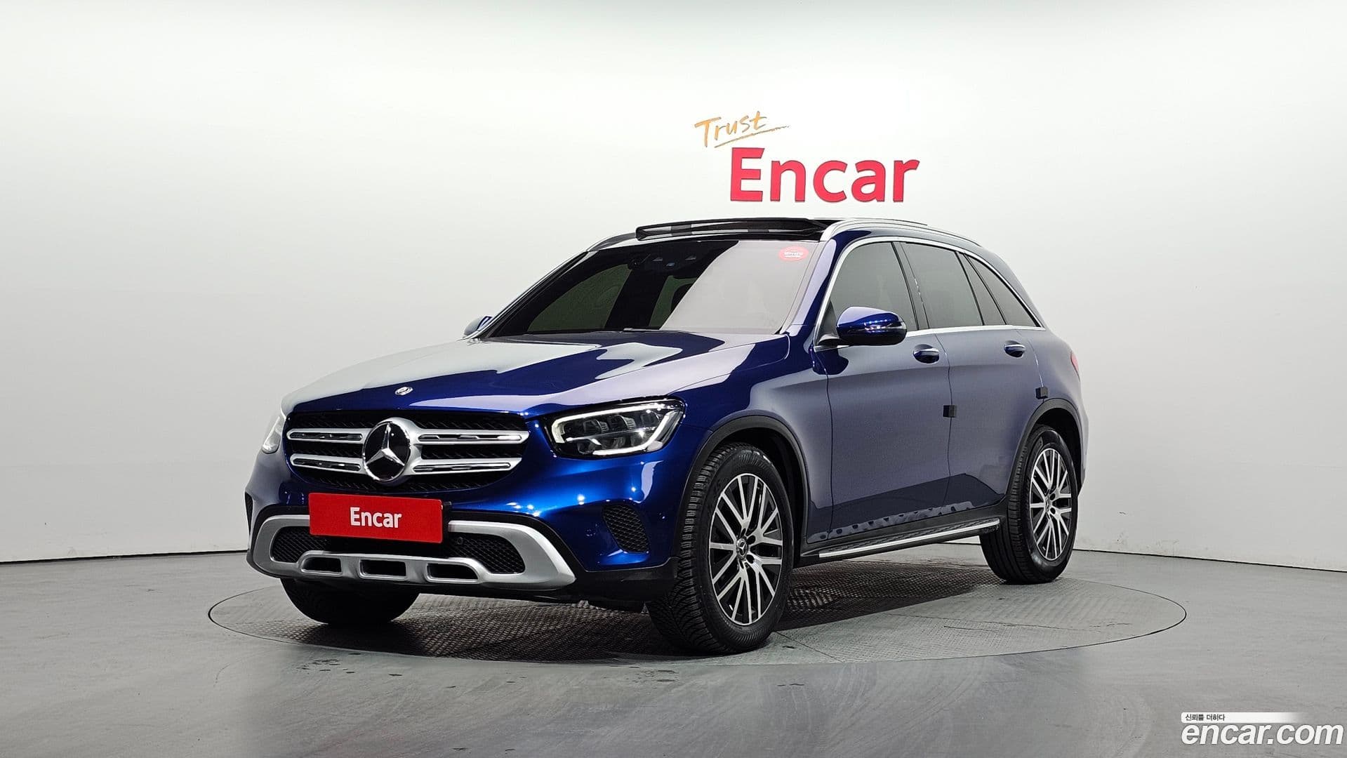 Main__Slider__Photo:GLC-Class Mercedes-Benz 2020.1-0