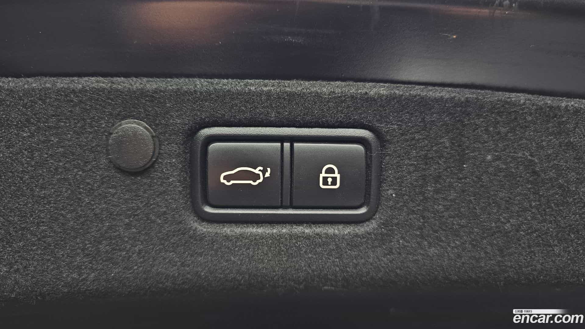 Grandeur Hyundai 2021.8-OPTION-024