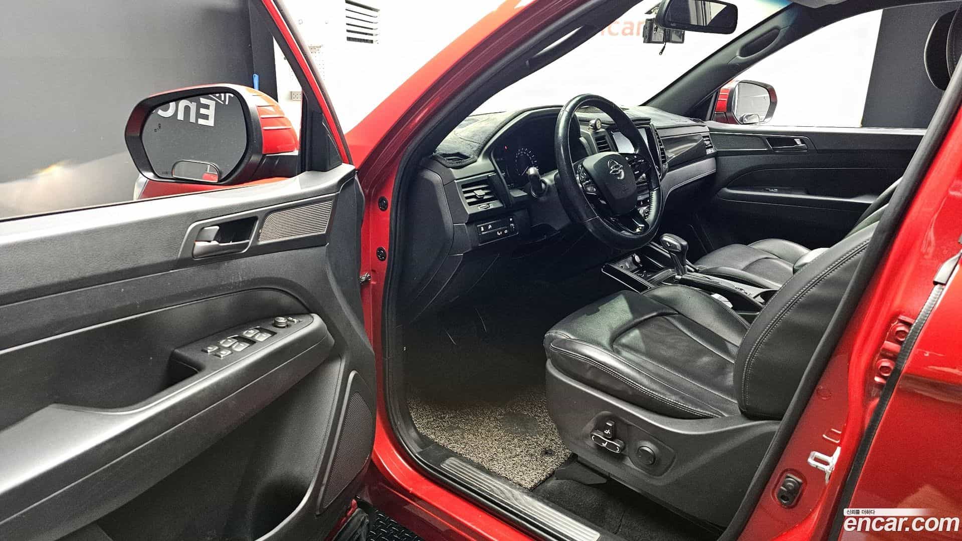 Rexton KG Mobility 2021.6-INNER-010