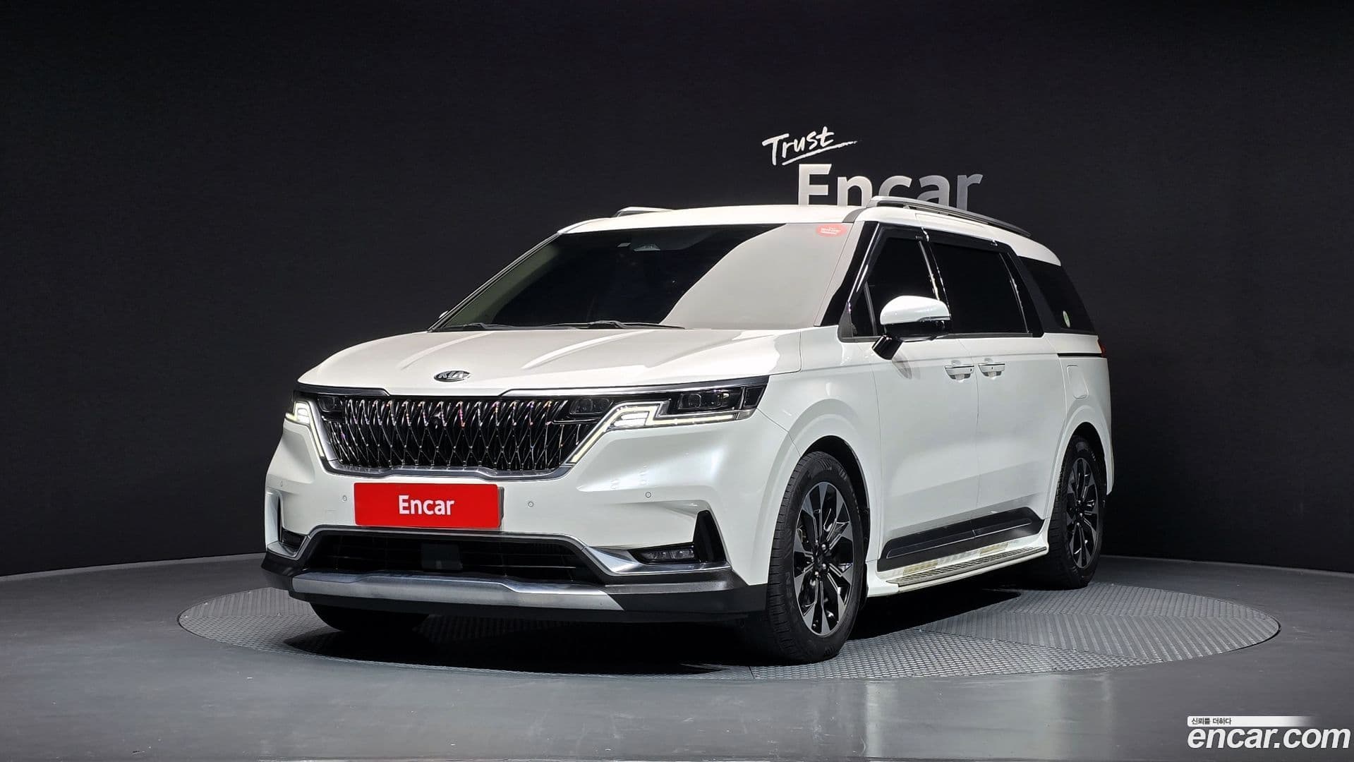 Main__Slider__Photo:Canival Kia 2021.3-0