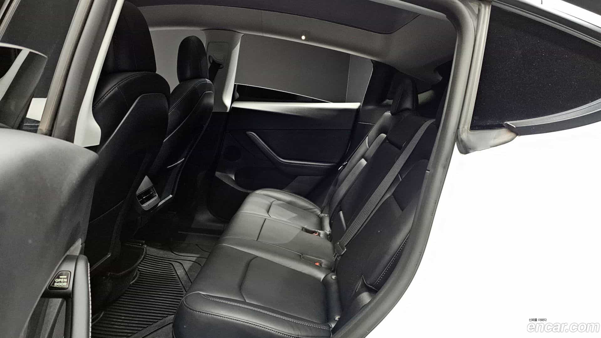 Model Y Tesla 2022.7-OPTION-016