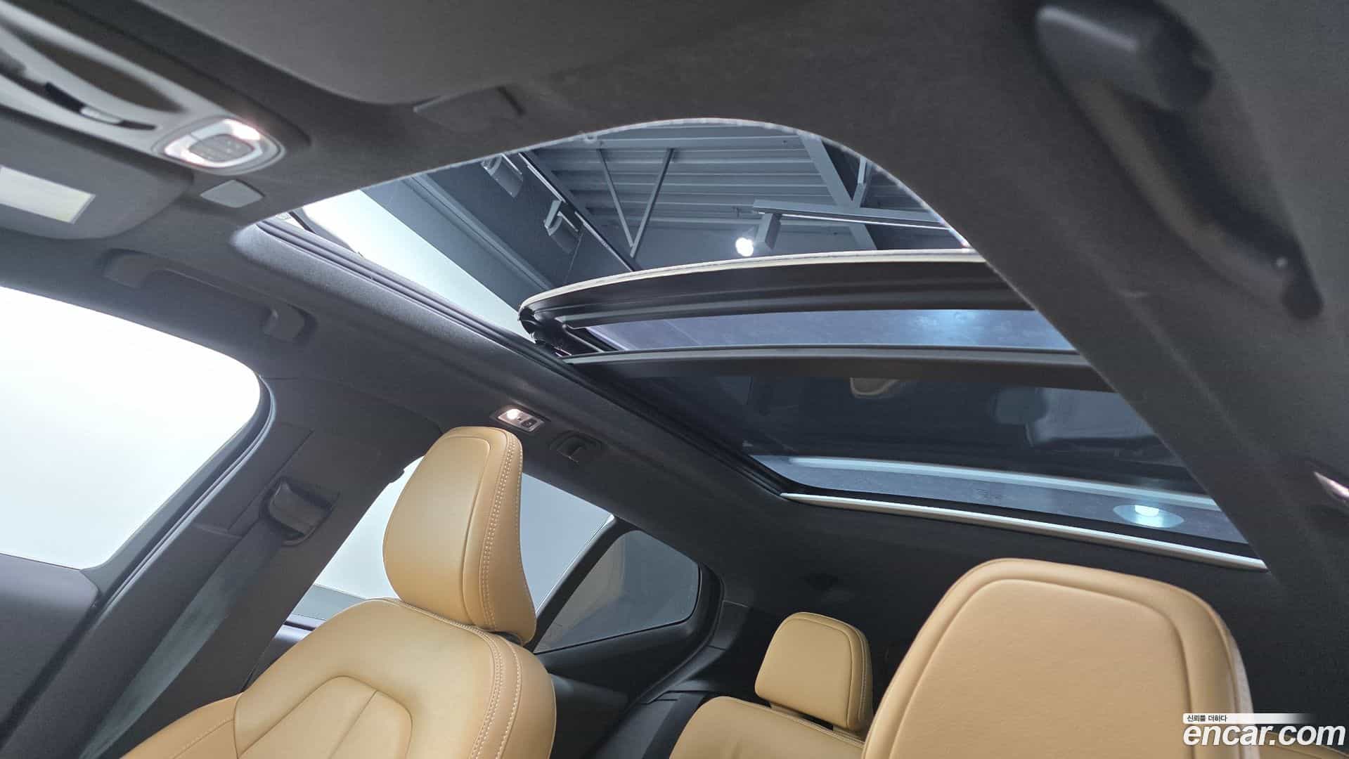 XC40 Volvo 2021.0-OPTION-023