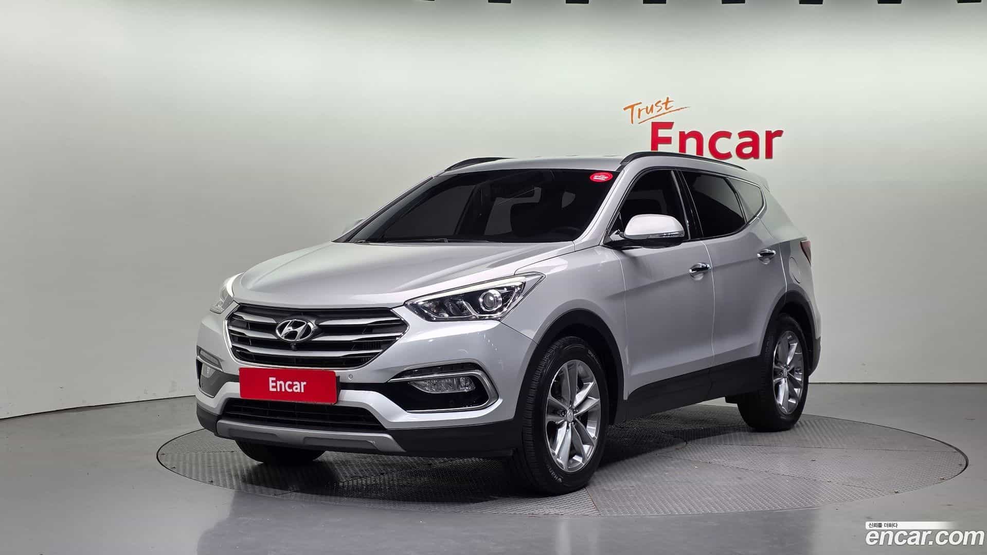 Santafe Hyundai 2016.2-OUTER-001