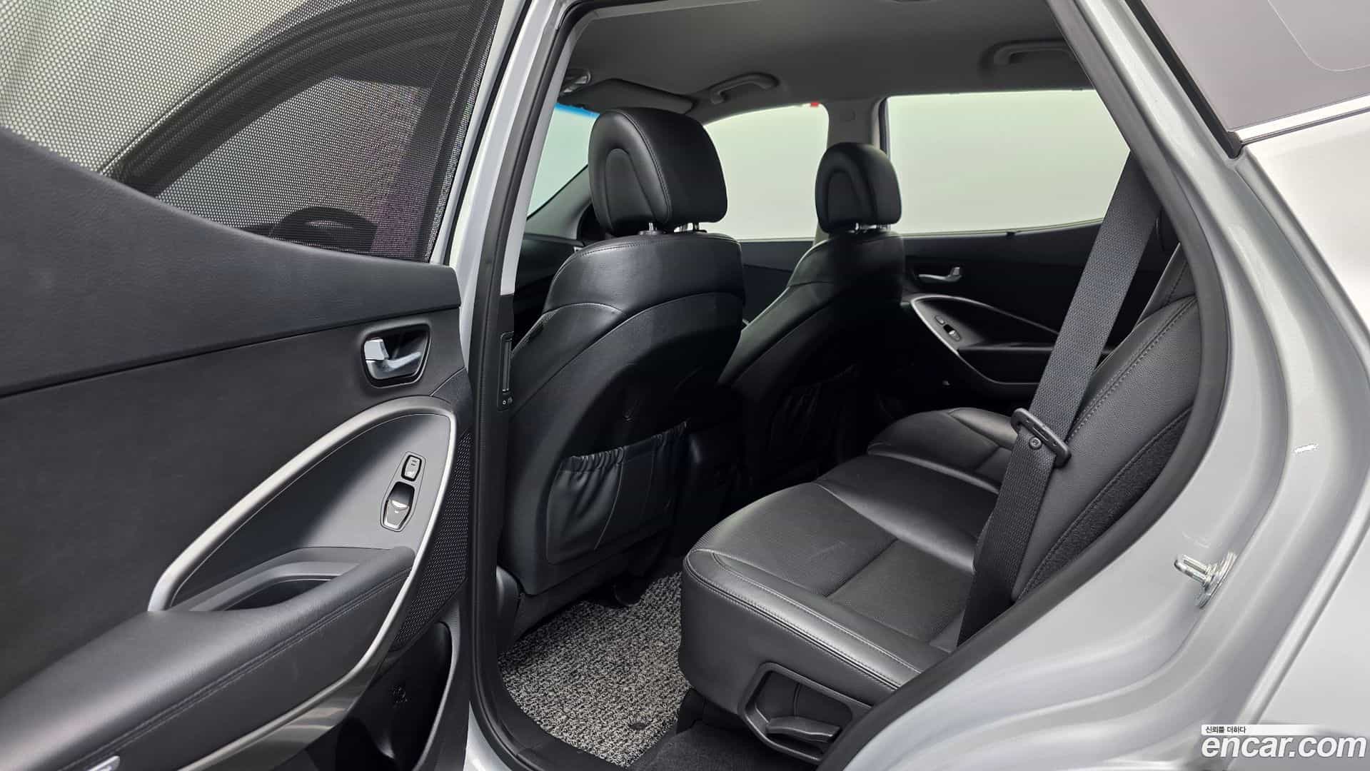 Santafe Hyundai 2016.2-OPTION-021
