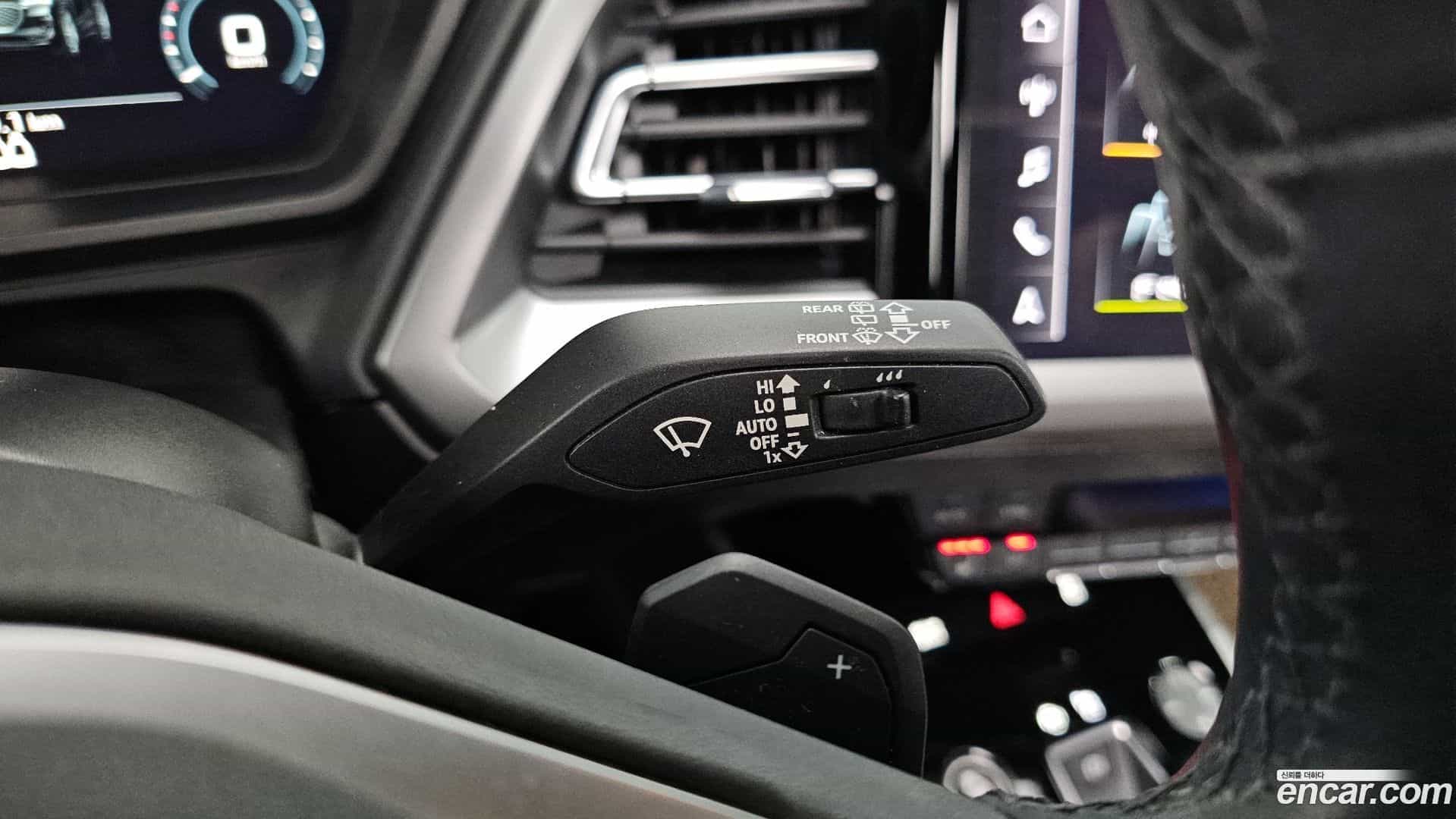 Q4 e-tron Audi 2022.9-OPTION-023