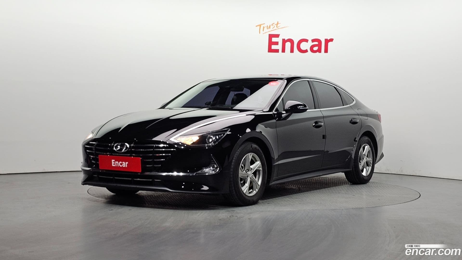 Main__Slider__Photo:Sonata Hyundai 2019.8-0