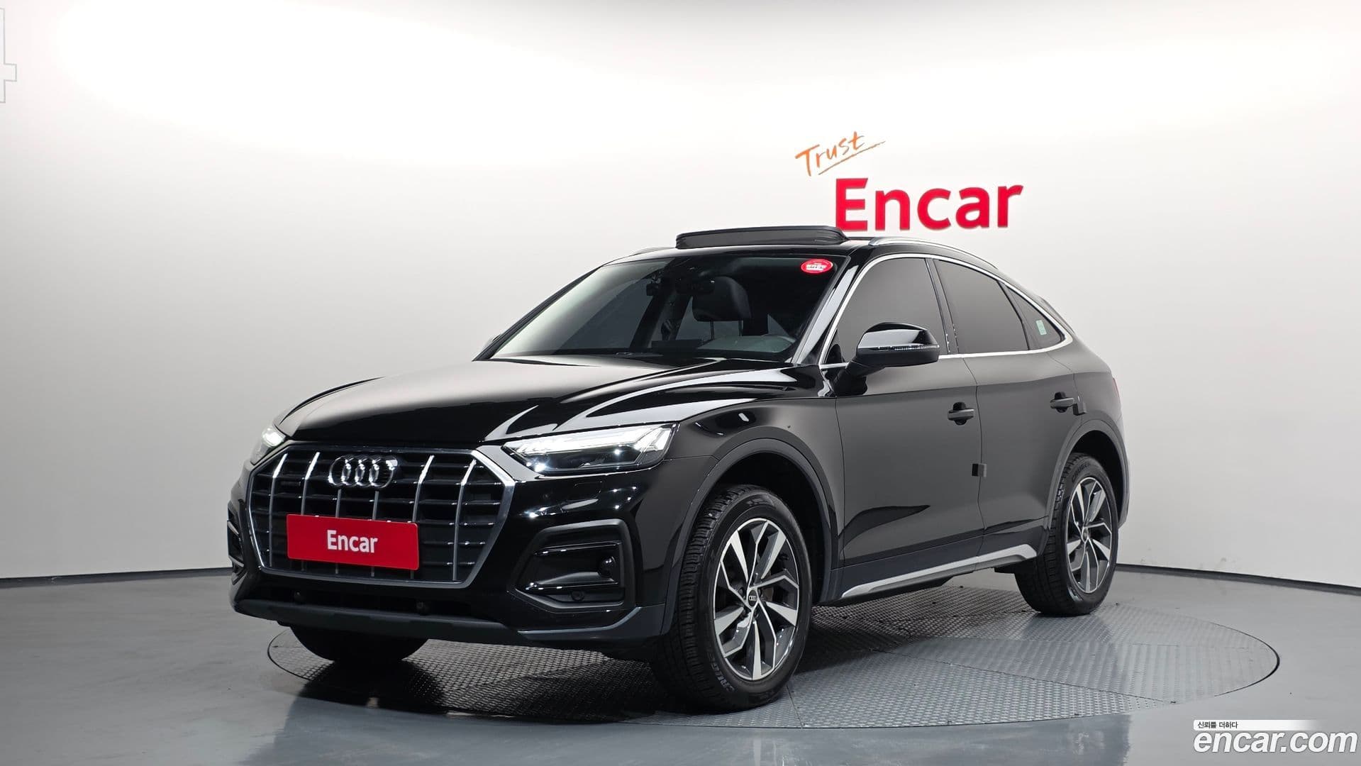 Main__Slider__Photo:Q5 Audi 2021.11-0
