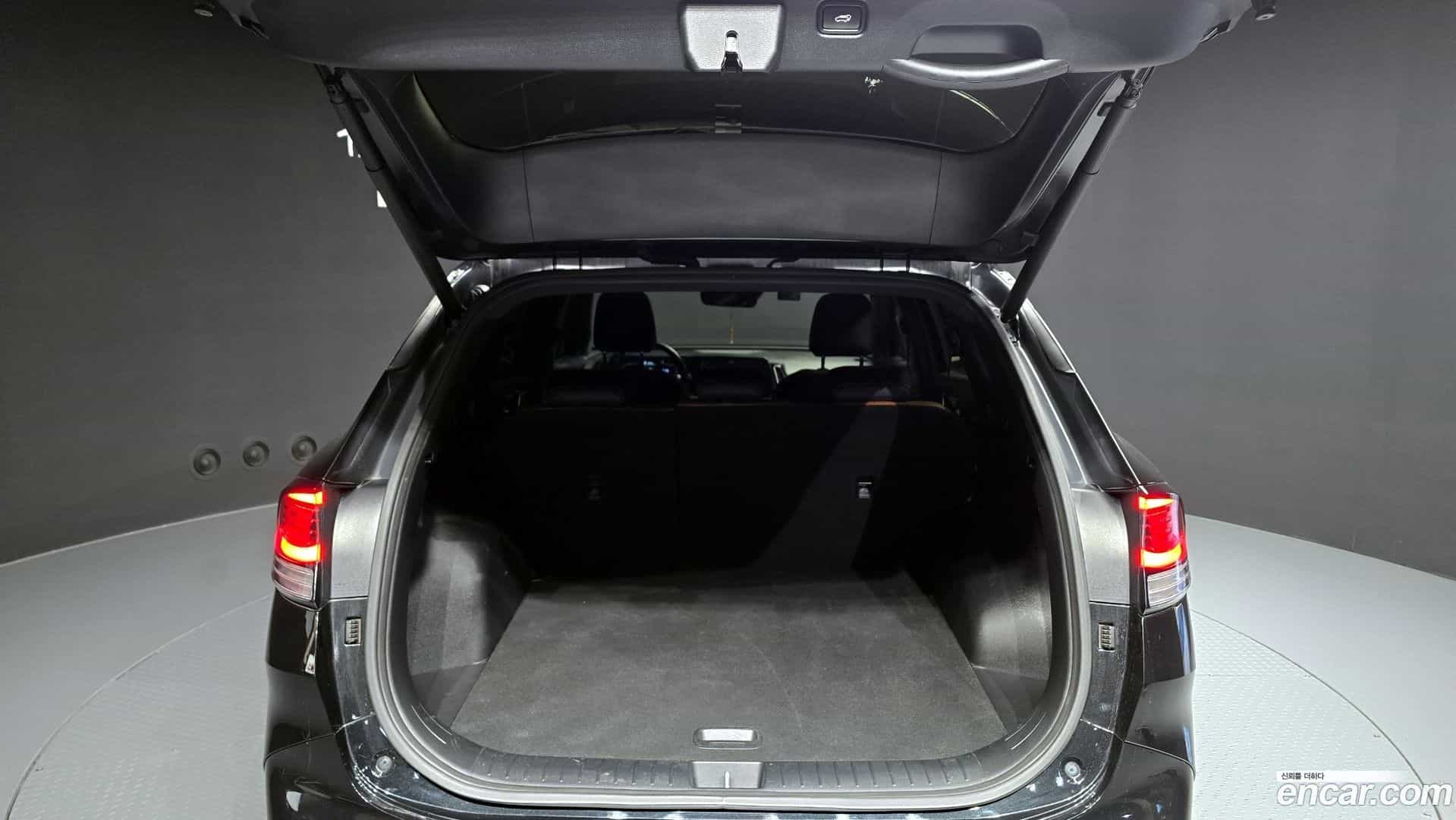 Sportage Kia 2021.8-OPTION-024