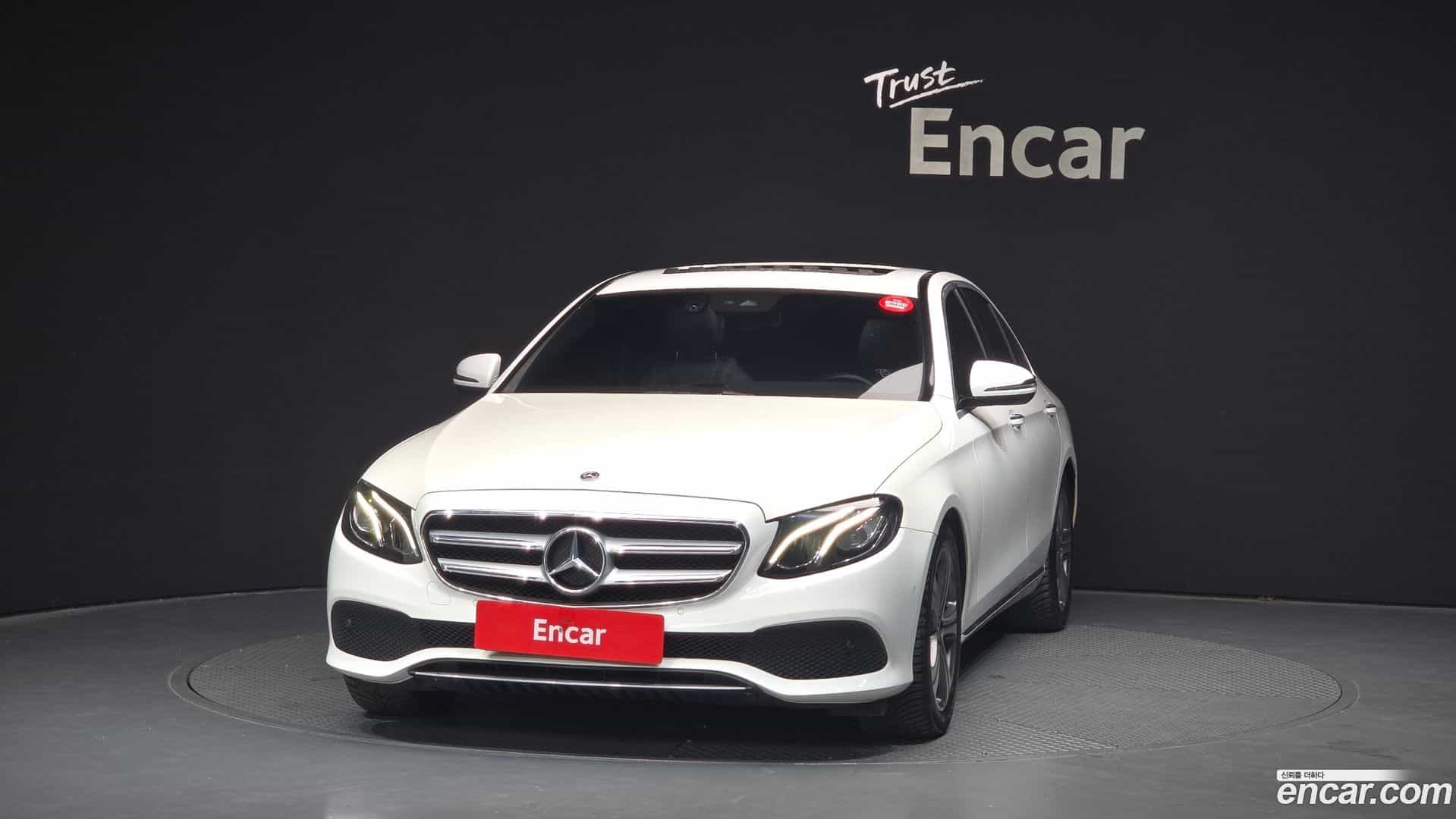 E-Class Mercedes-Benz 2018.9-OUTER-003