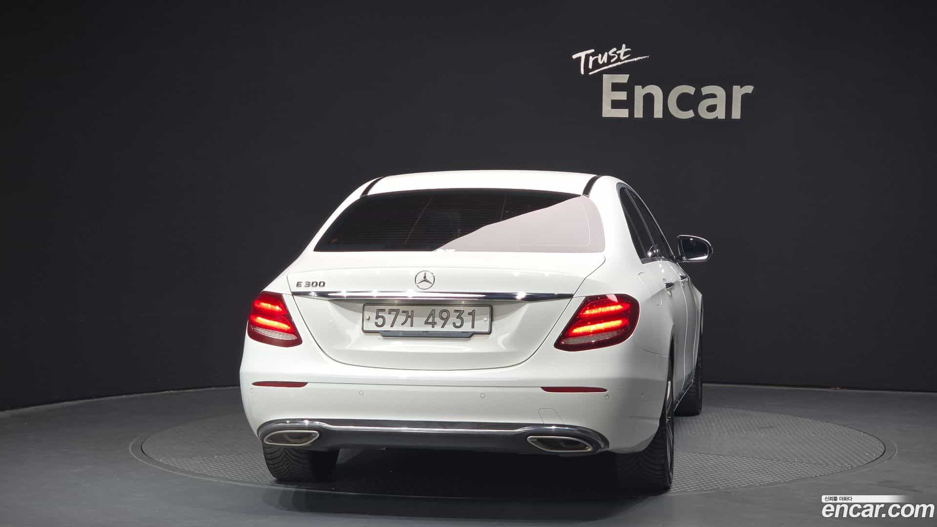 E-Class Mercedes-Benz 2018.9-OUTER-004