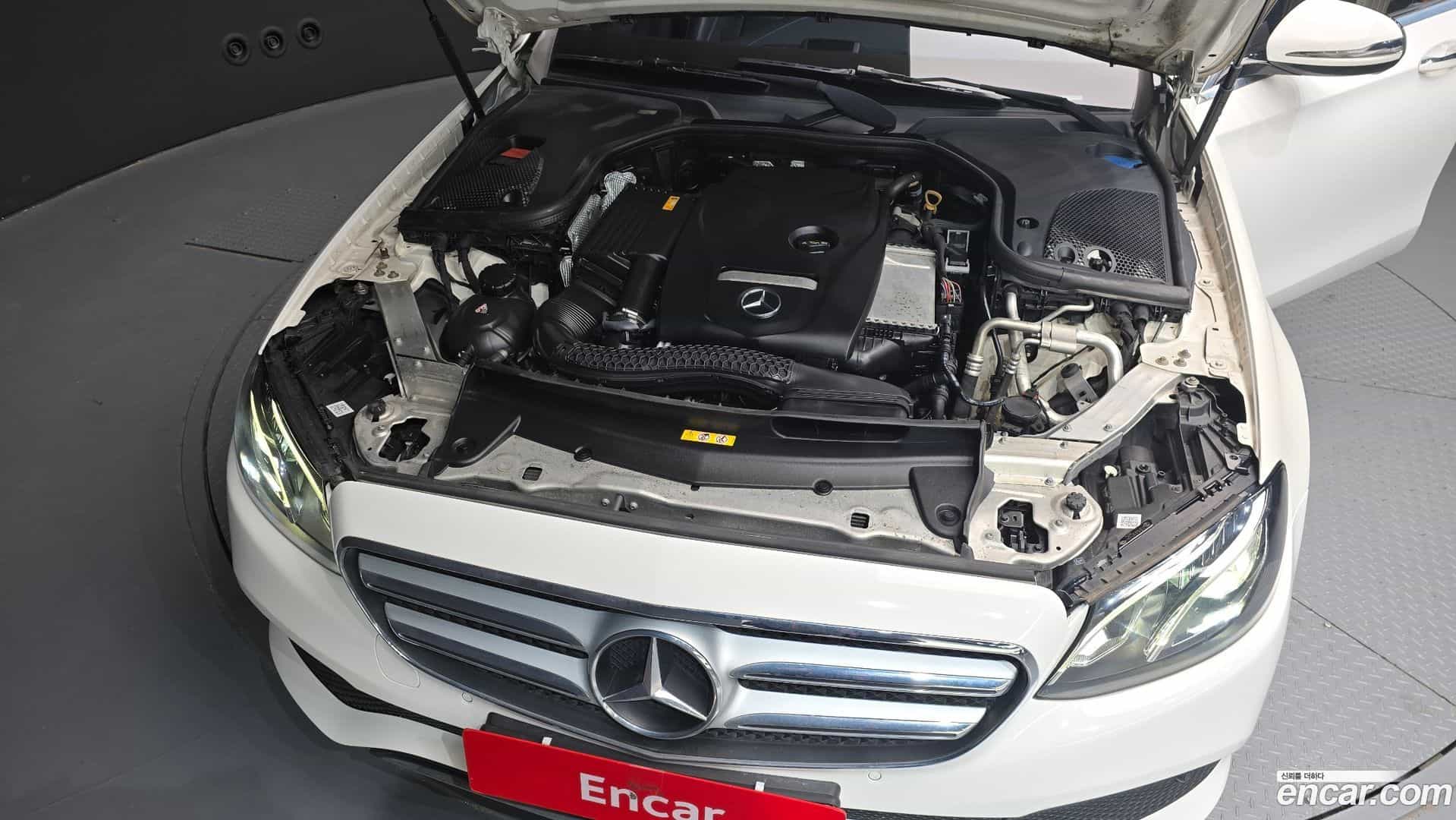 E-Class Mercedes-Benz 2018.9-INNER-006