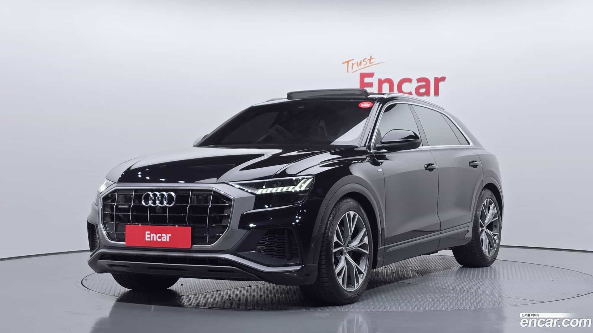Q8 Audi 2020.5-OUTER-001