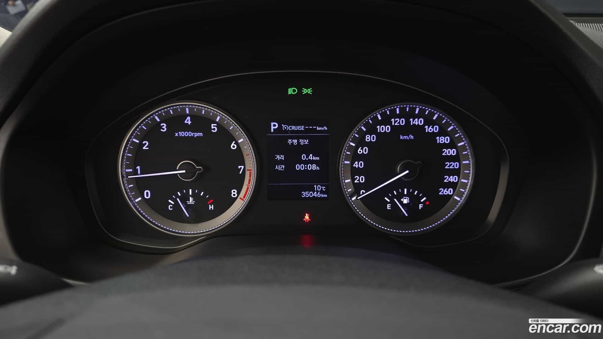 Grandeur Hyundai 2018.11-INNER-008