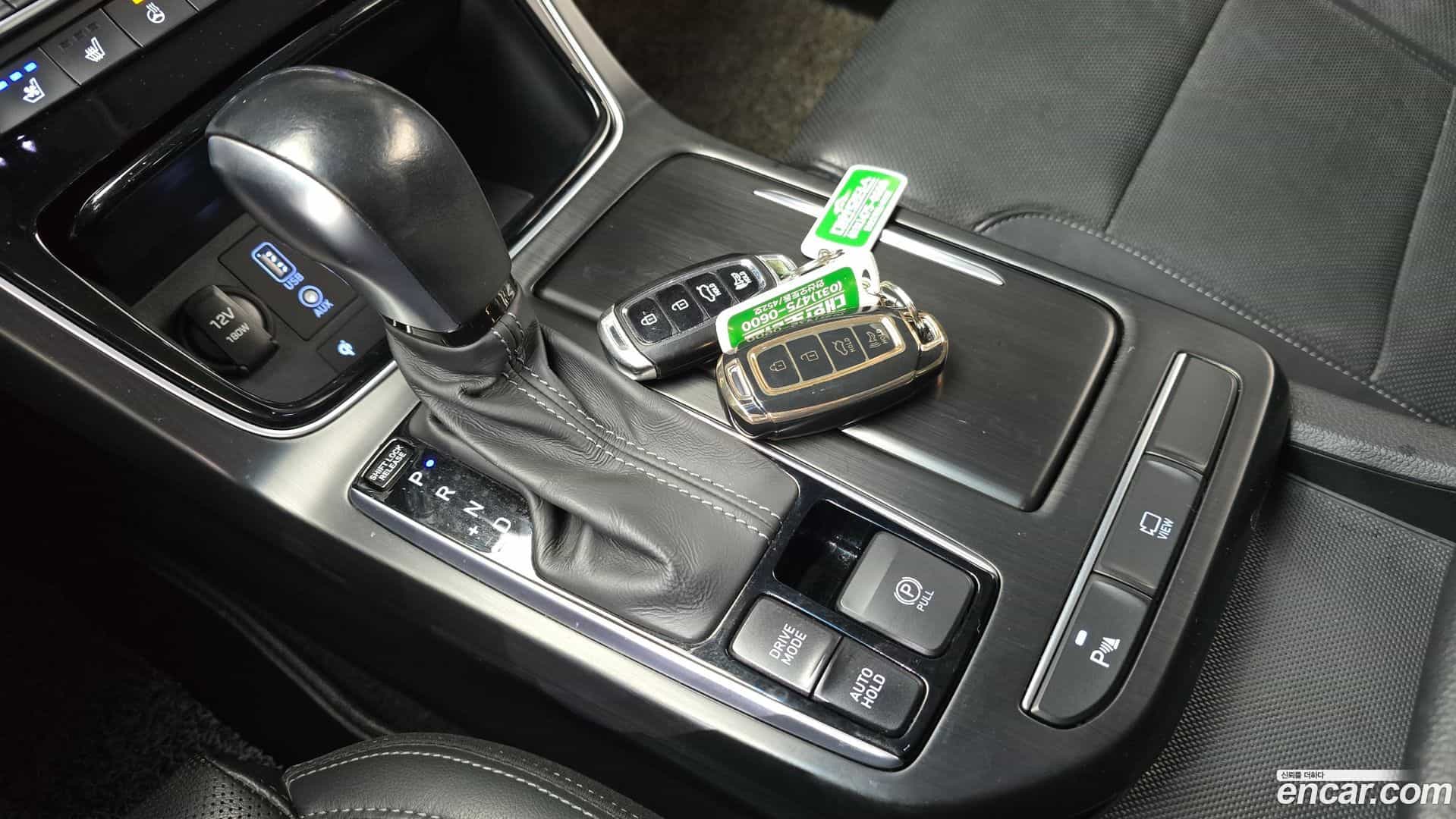 Grandeur Hyundai 2018.11-INNER-009