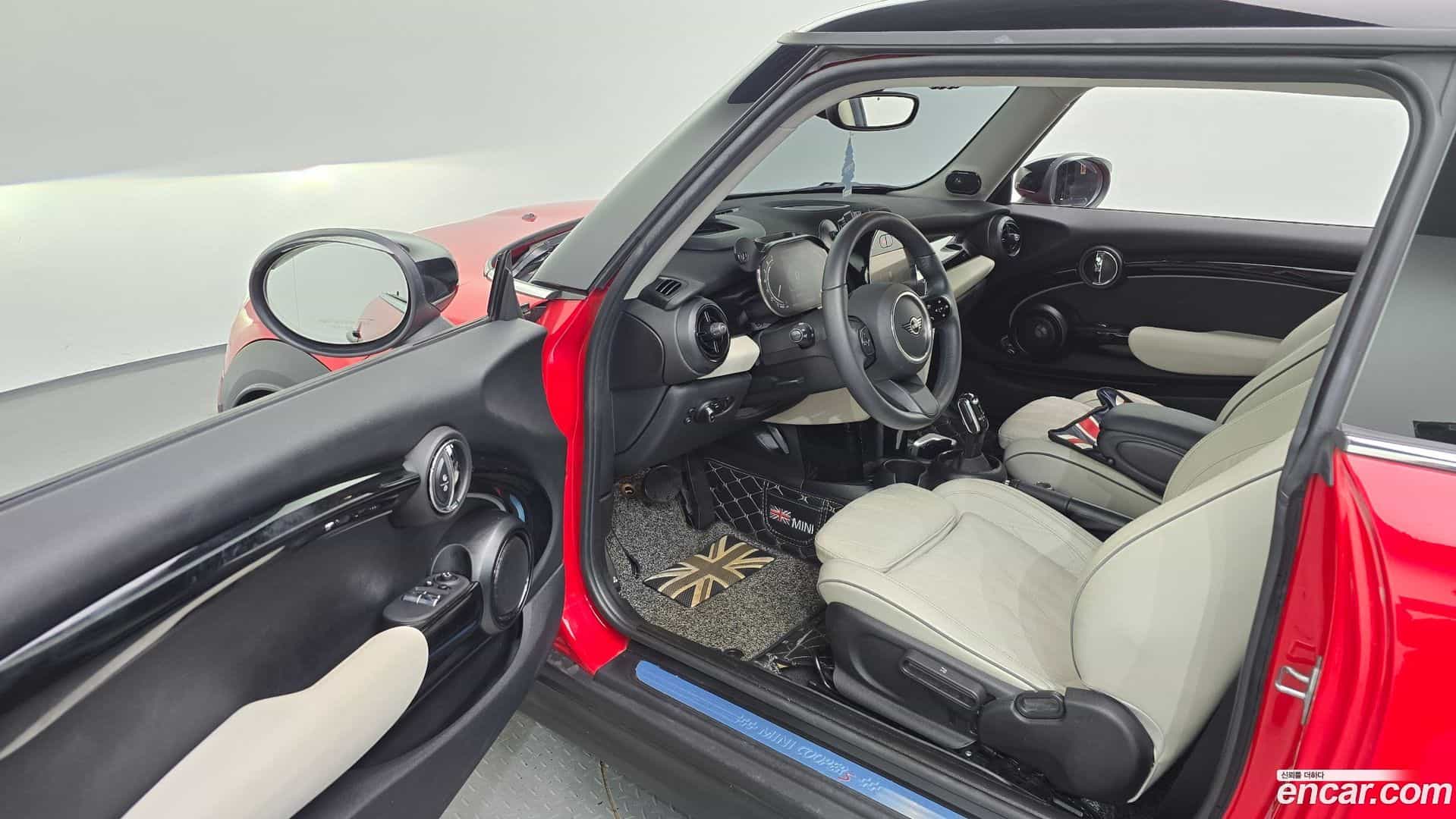 Cooper Mini 2022.10-INNER-010
