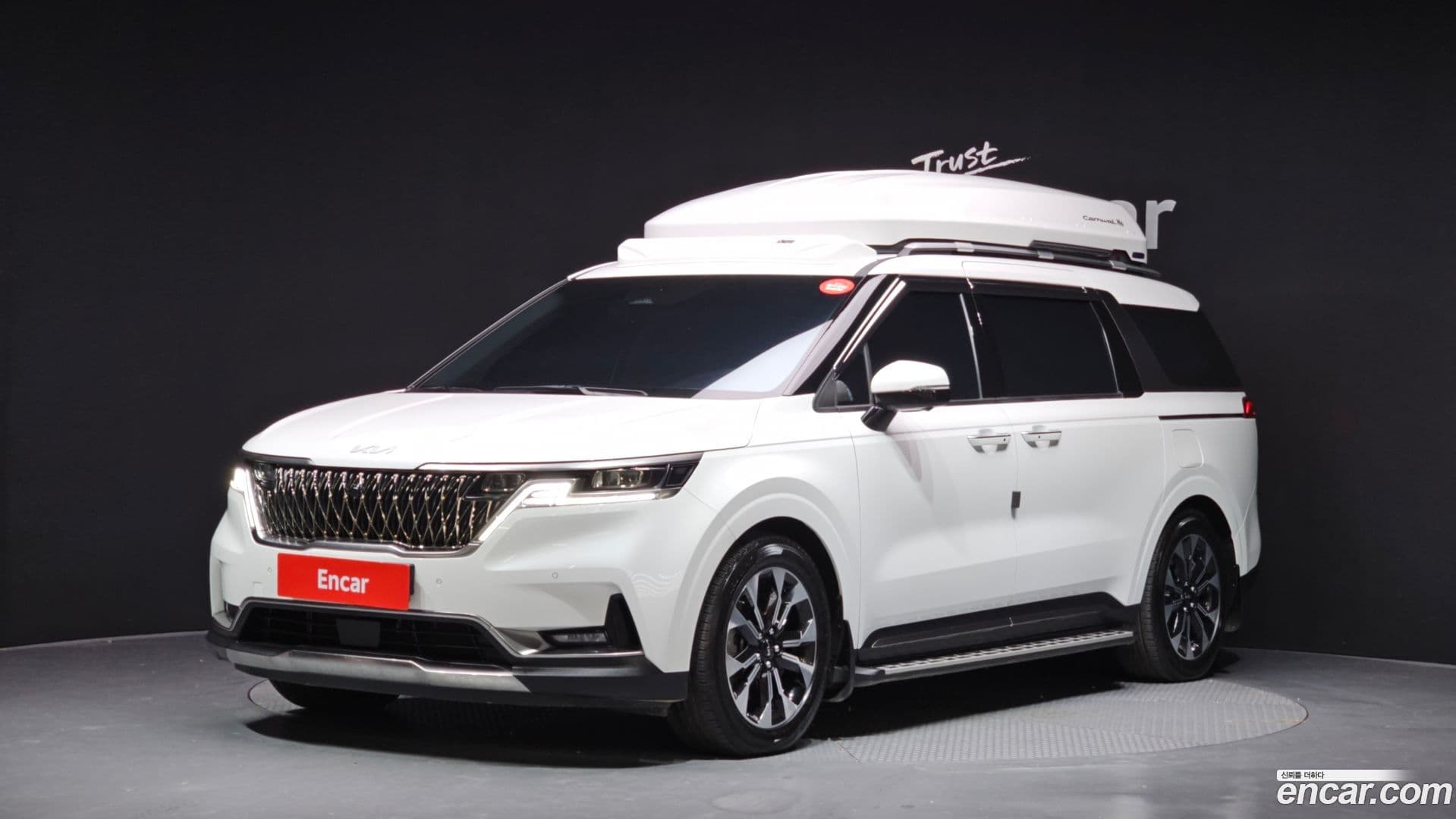 Main__Slider__Photo:Canival Kia 2023.11-0