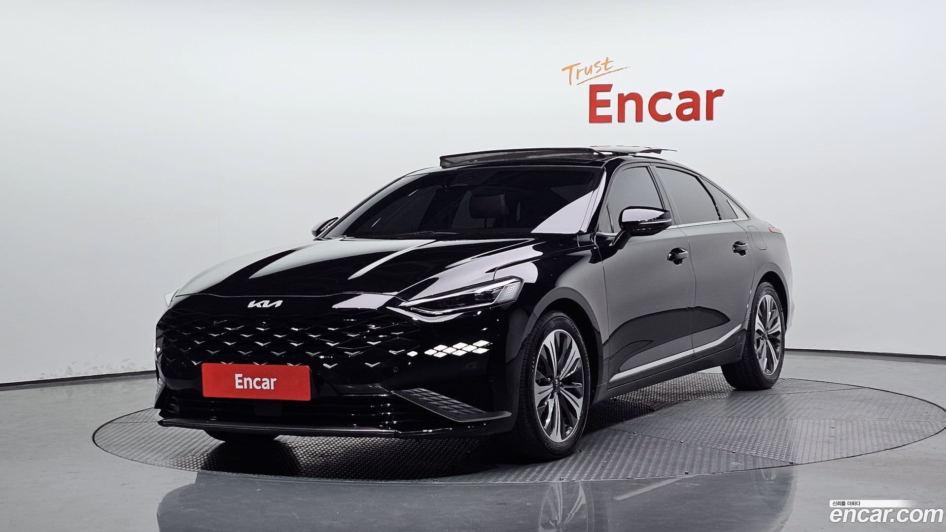 Main__Slider__Photo:K8 Kia 2021.9-0