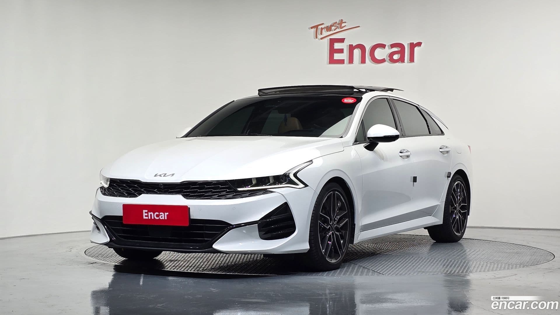 Main__Slider__Photo:K5 Kia 2023.8-0
