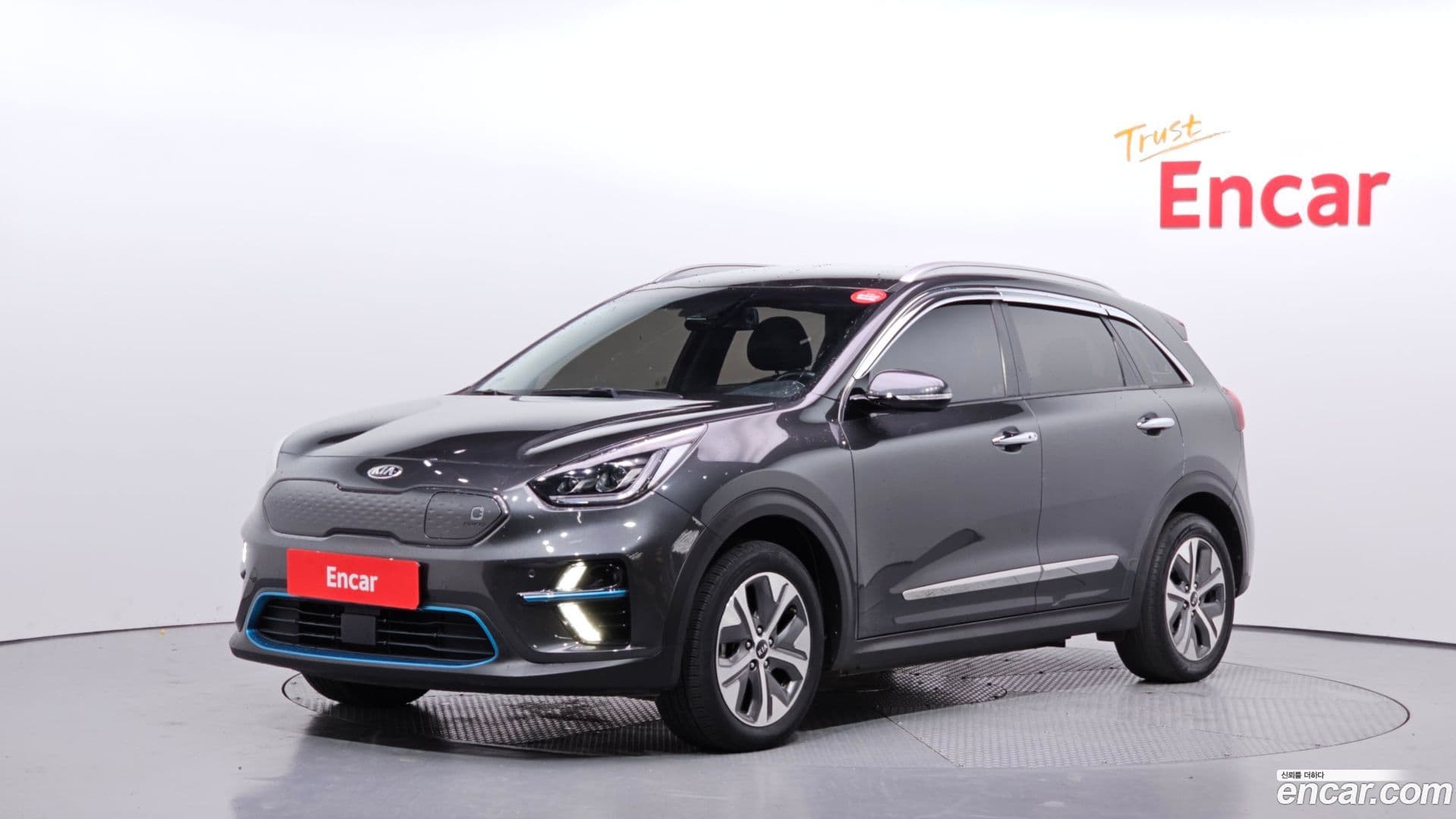 Main__Slider__Photo:Niro Kia 2020.10-0