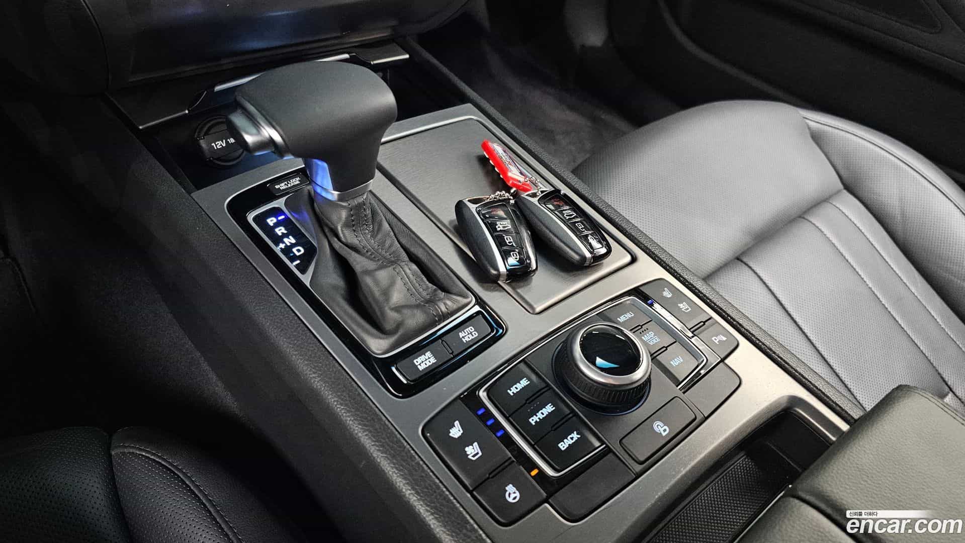 Genesis Hyundai 2015.3-INNER-009