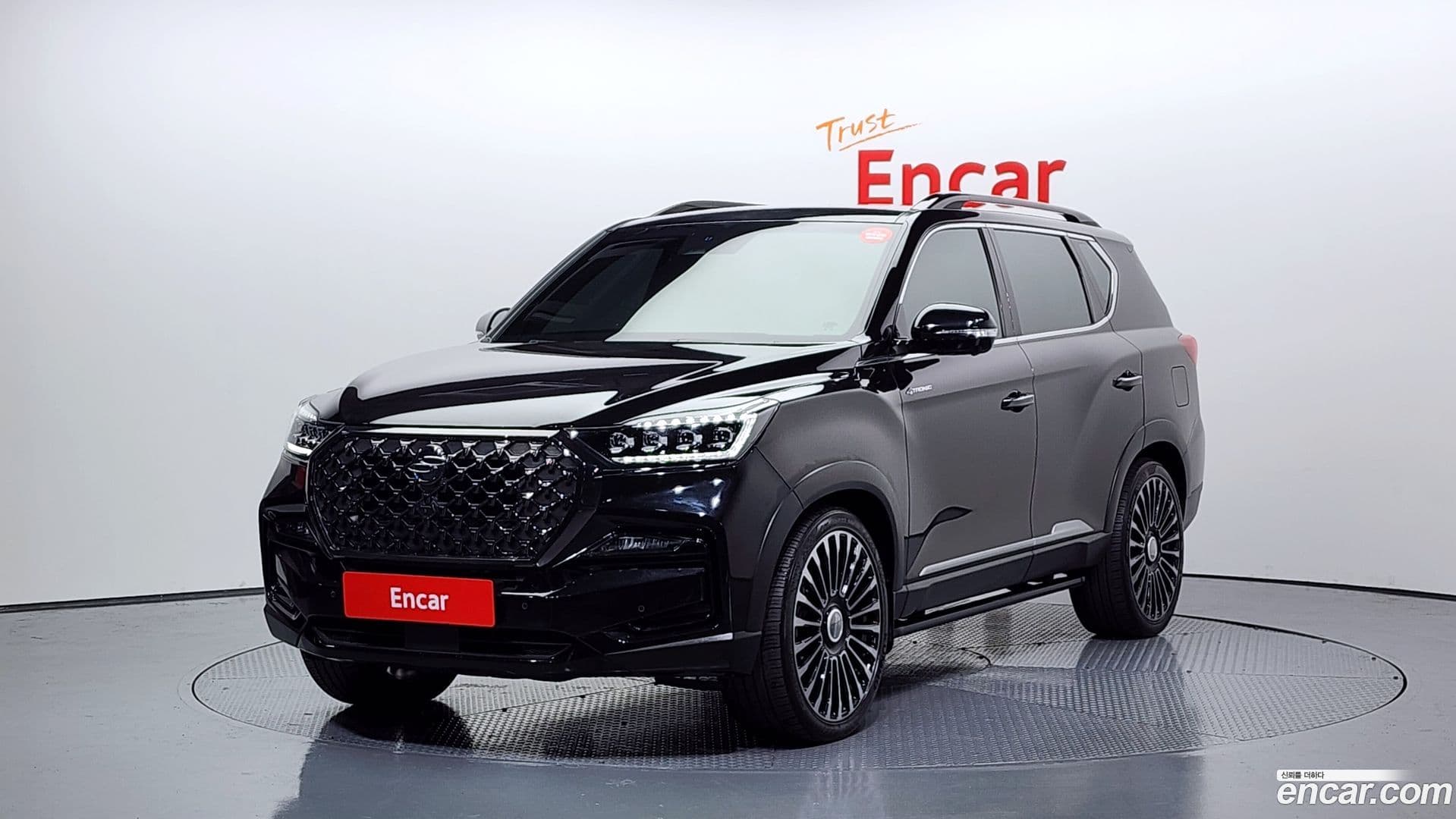 Main__Slider__Photo:Rexton KG Mobility 2020.11-0