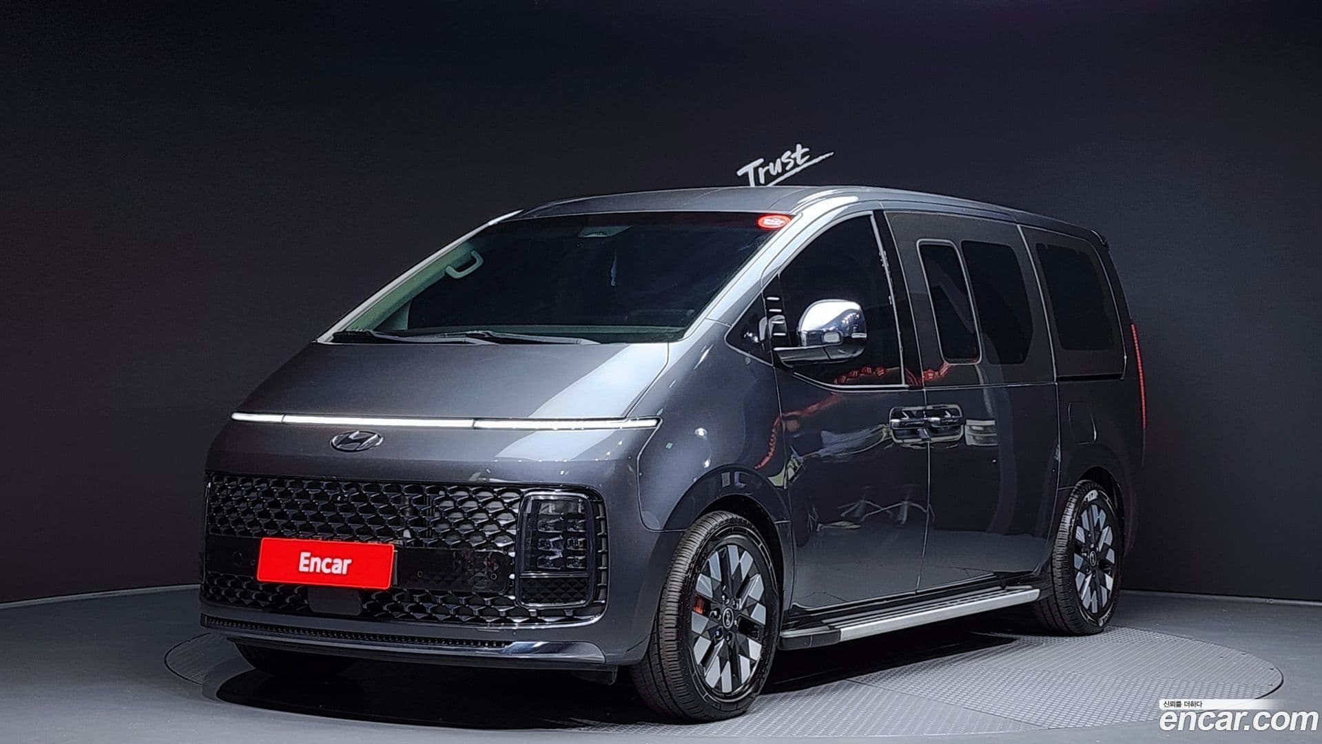 Main__Slider__Photo:Staria Hyundai 2023.2-0