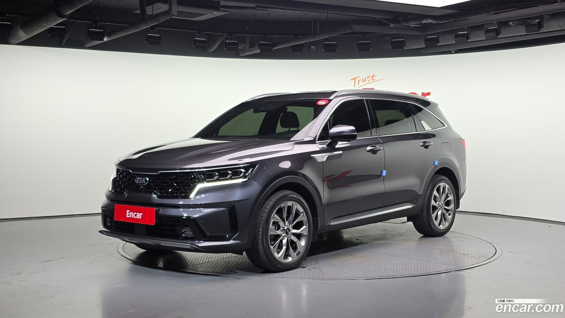 Main__Slider__Photo:Sorento Kia 2021.0-0