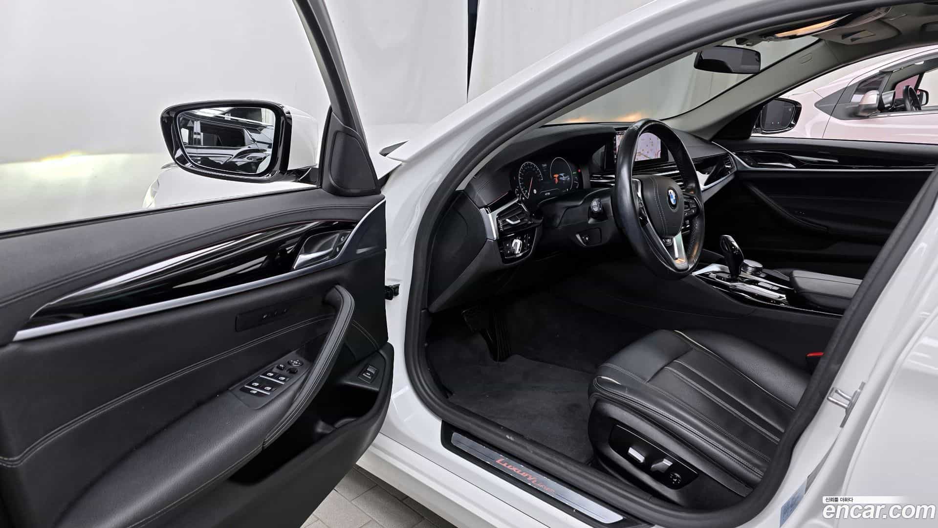 5-Series BMW 2019.8-INNER-010