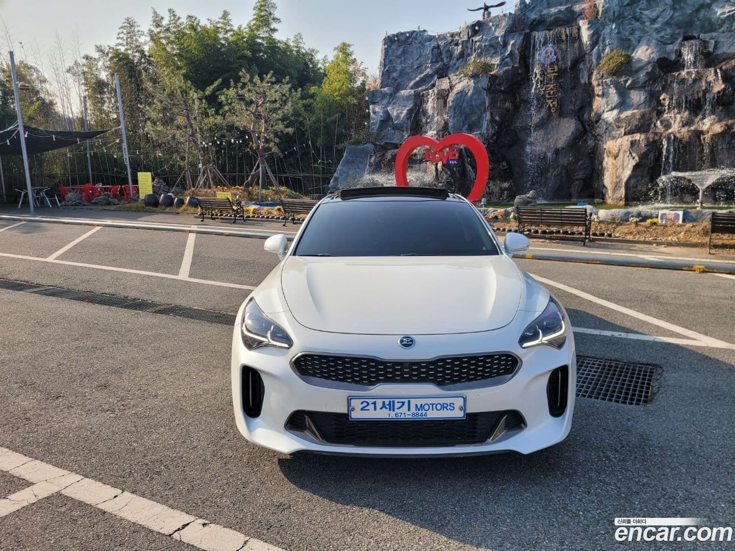 Main__Slider__Photo:Stinger Kia 2017.8-0