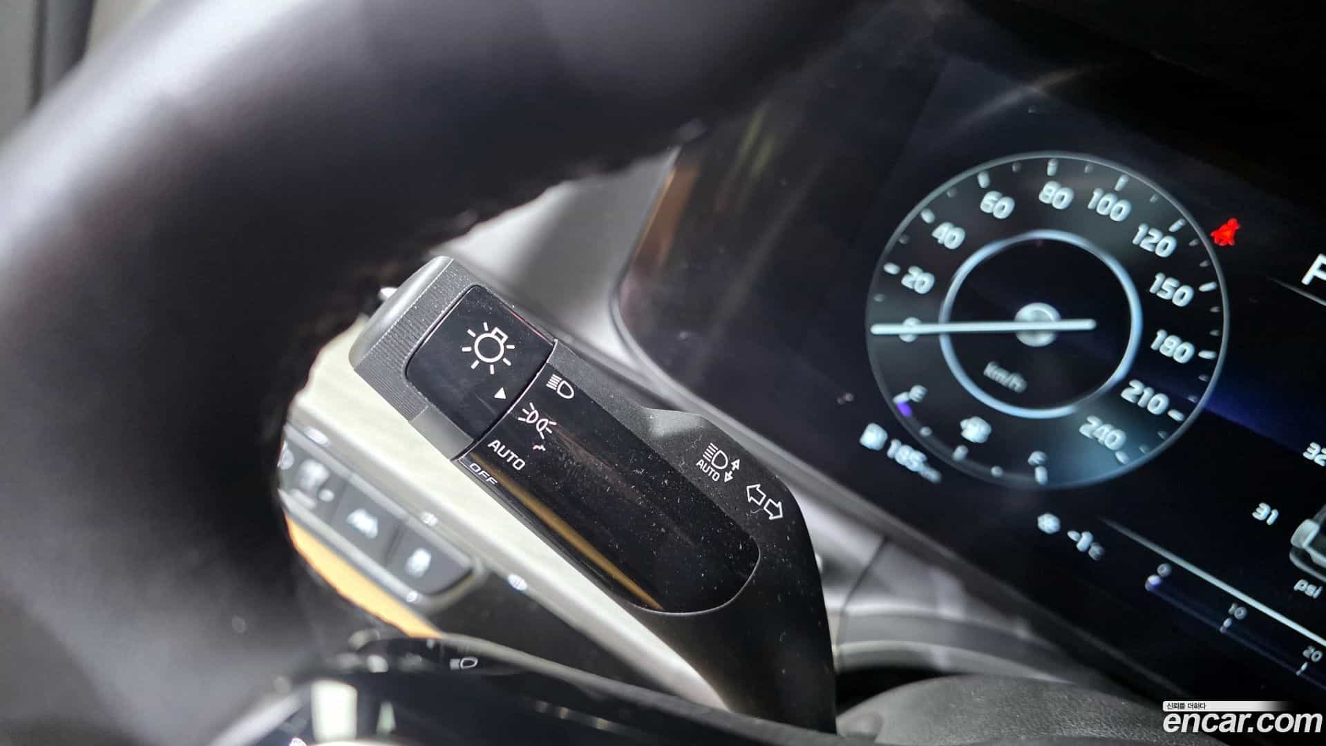Canival Kia 2022.7-OPTION-020