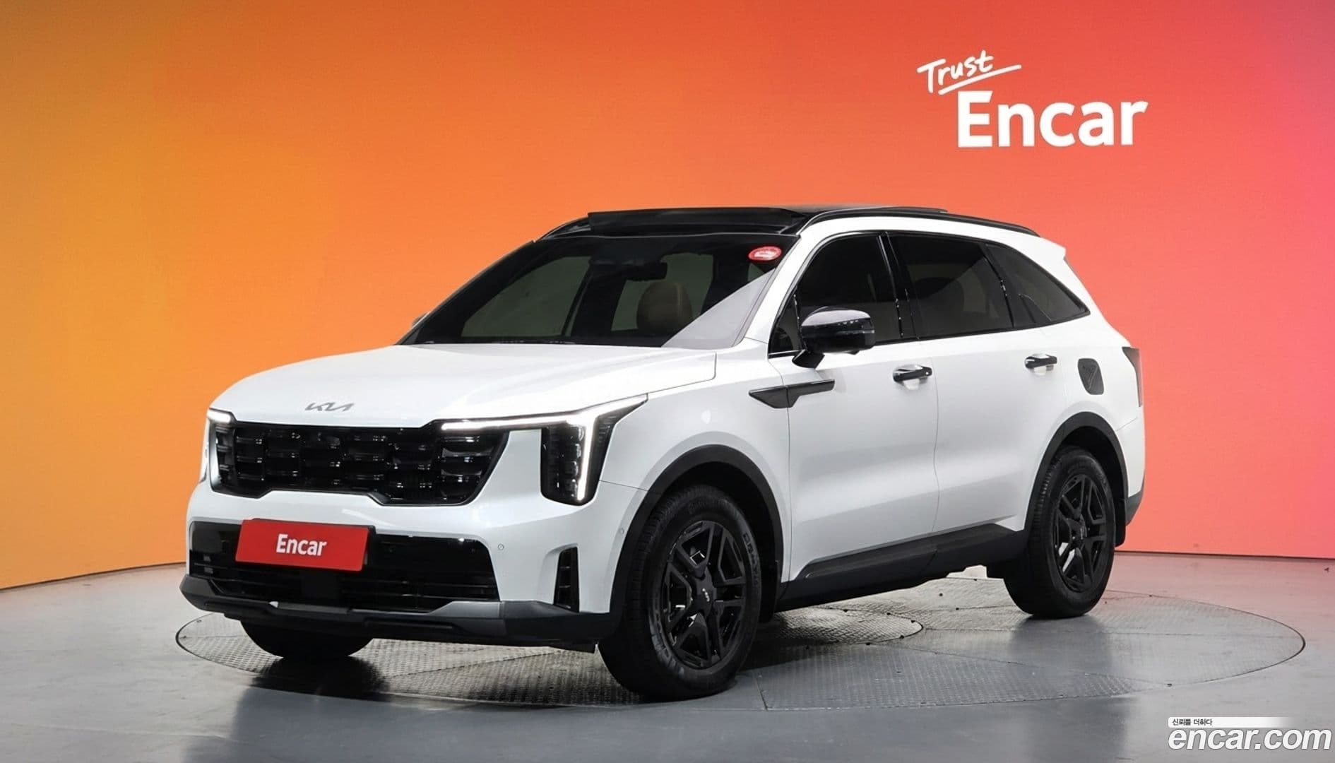Main__Slider__Photo:Sorento Kia 2024.5-0