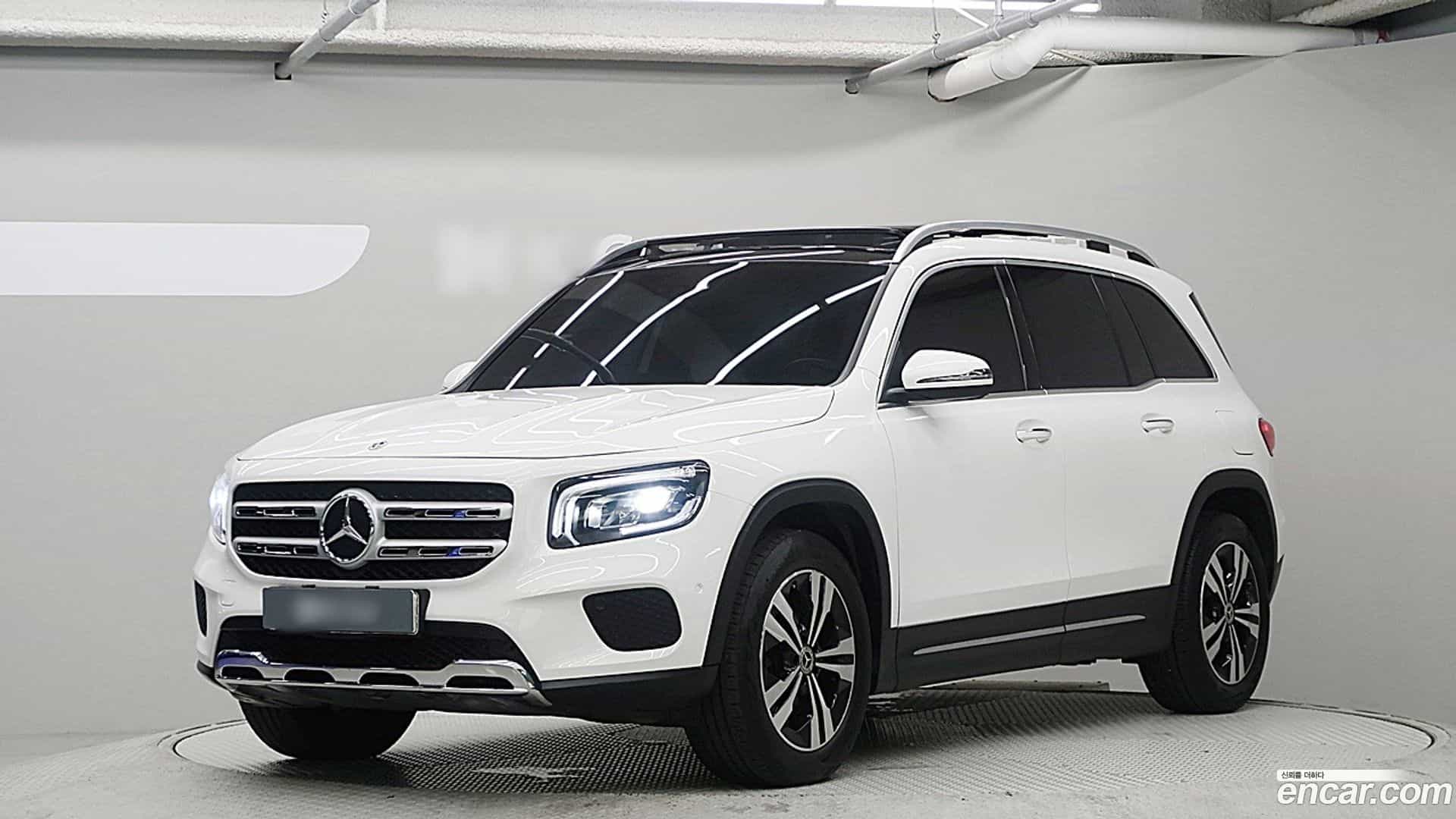 GLB-Class Mercedes-Benz 2021.1-OUTER-001