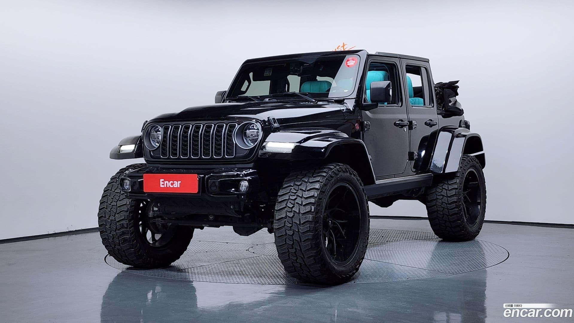 Main__Slider__Photo:Wrangler Jeep 2020.8-0