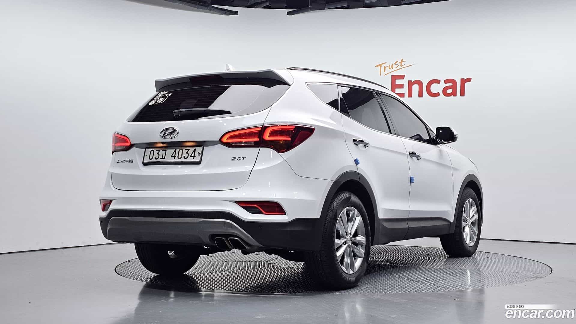 Santafe Hyundai 2017.11-OUTER-002