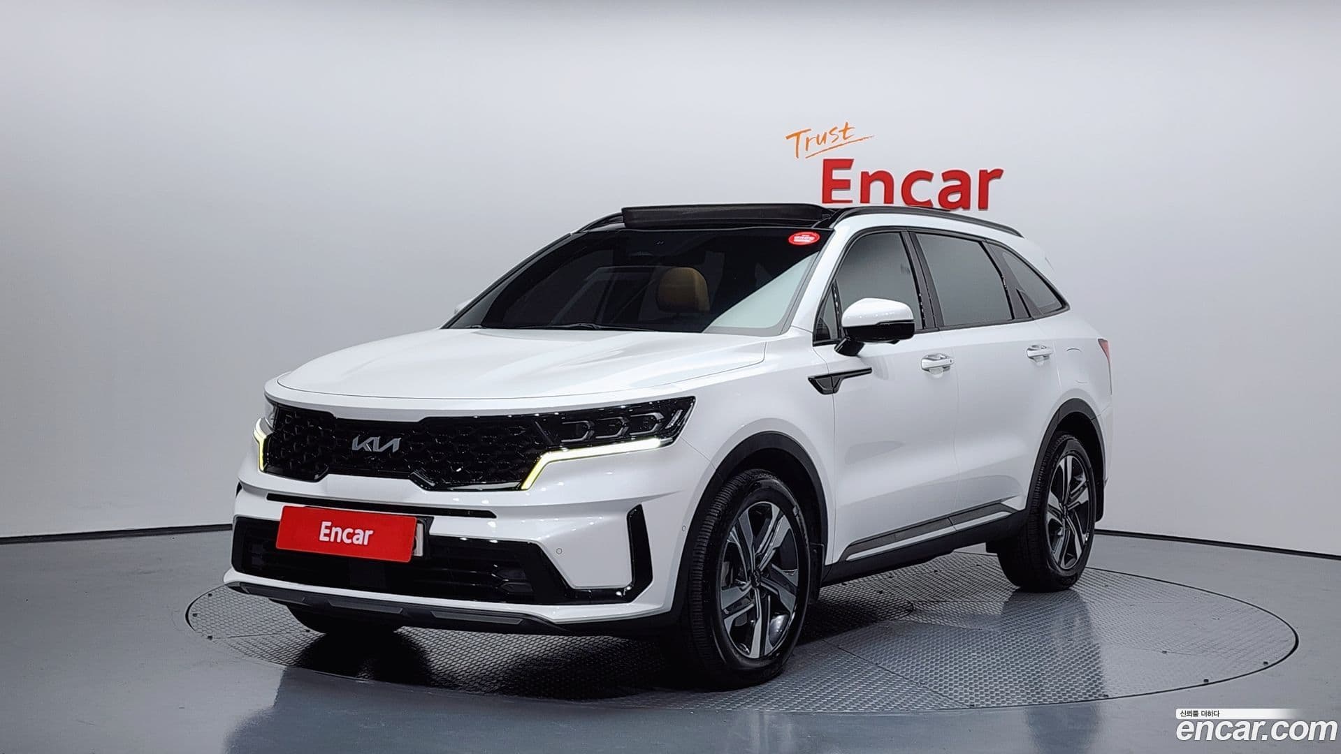 Main__Slider__Photo:Sorento Kia 2022.2-0