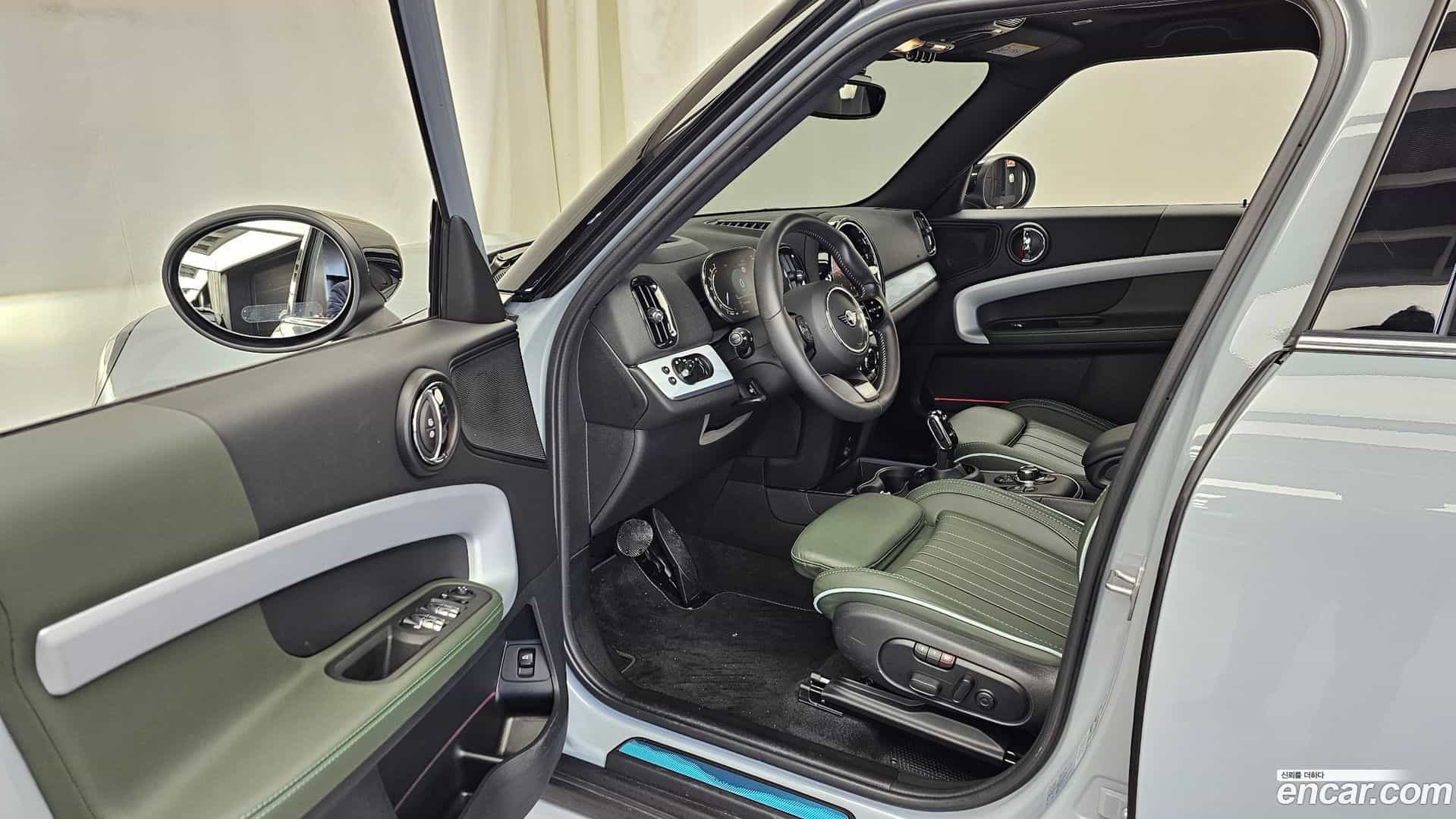 Countryman Mini 2023.1-INNER-010