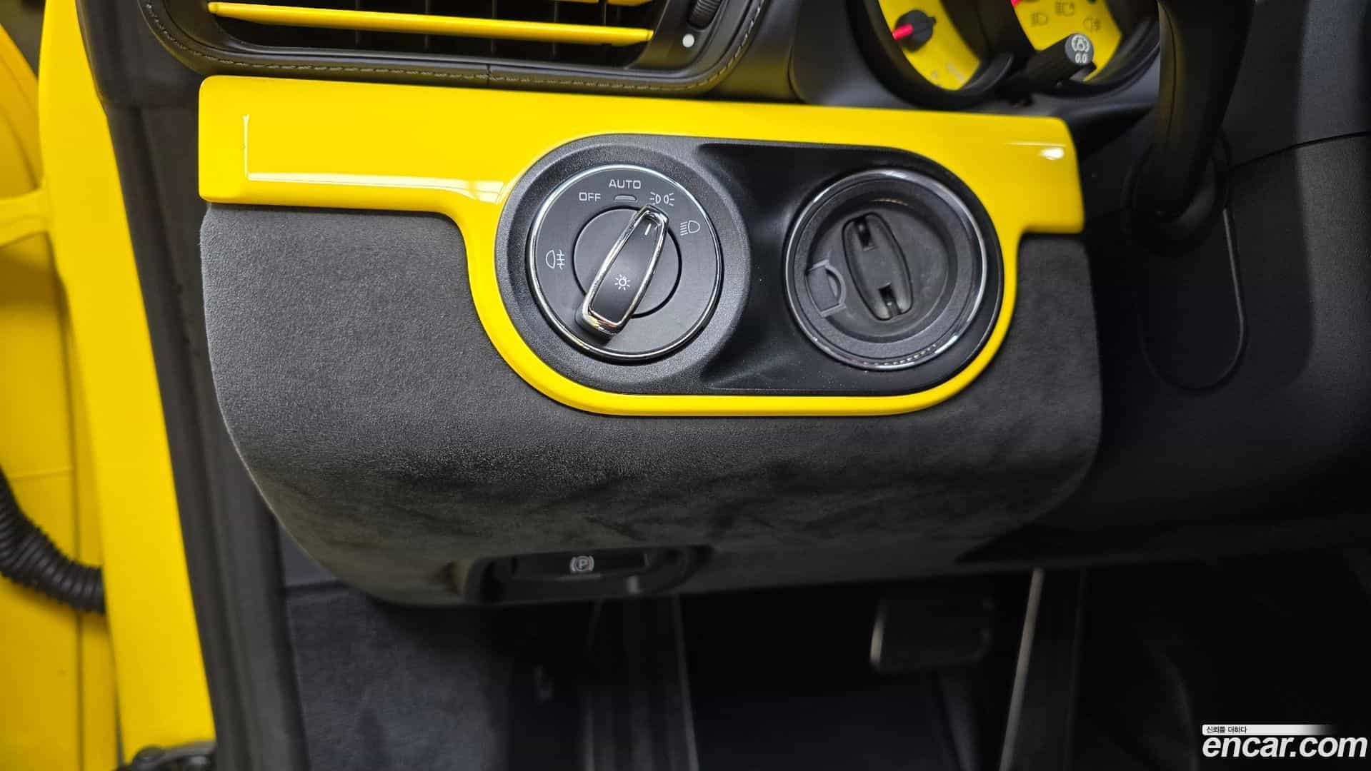 911 Porsche 2015.8-OPTION-021