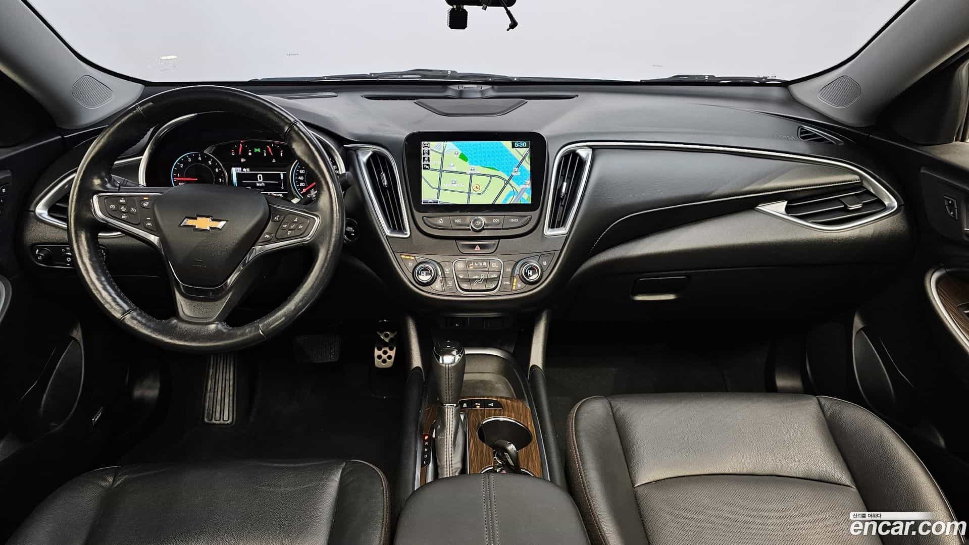 Malibu Chevrolet 2016.6-INNER-007