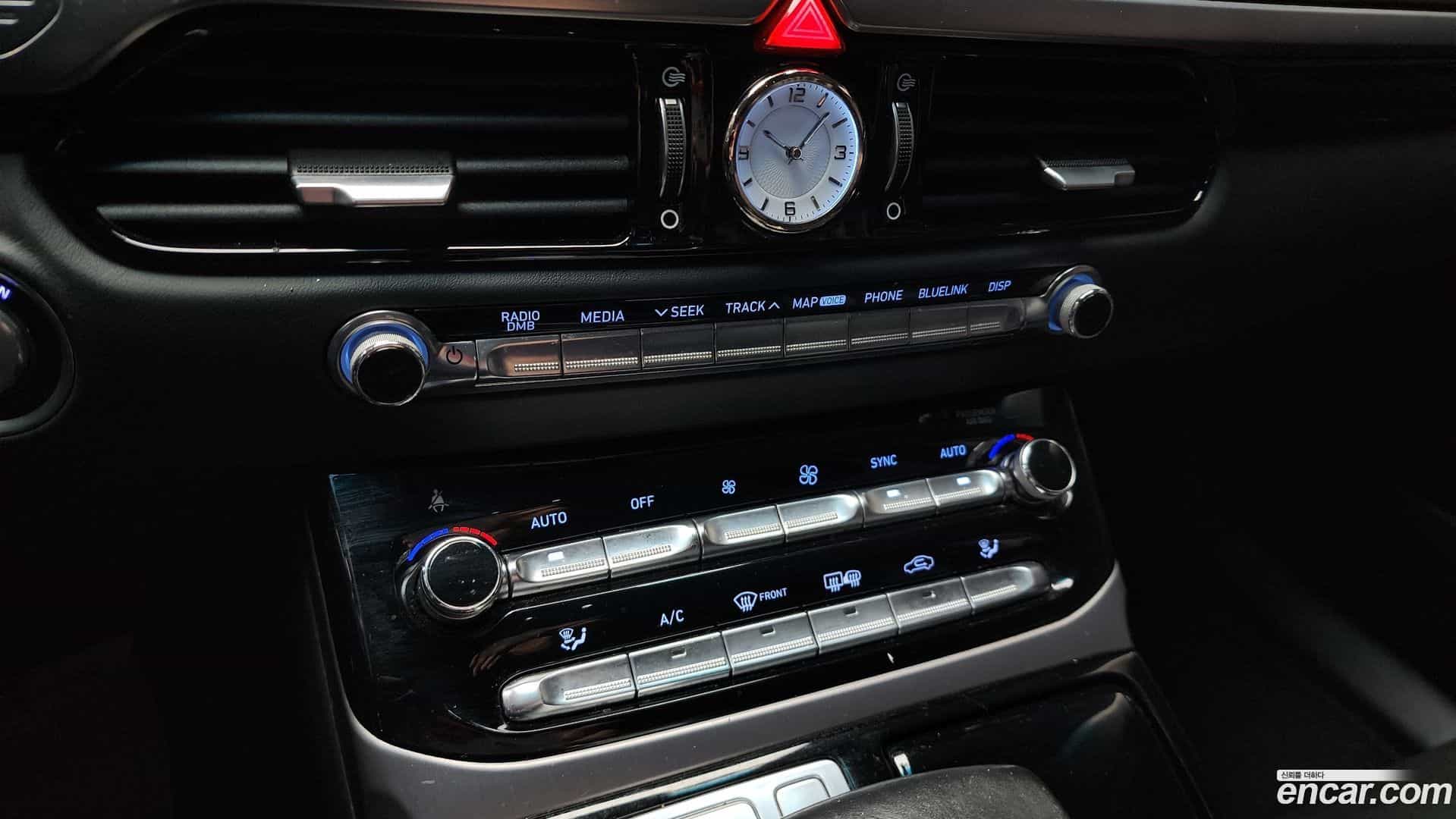 EQ900 Genesis 2016.3-OPTION-022