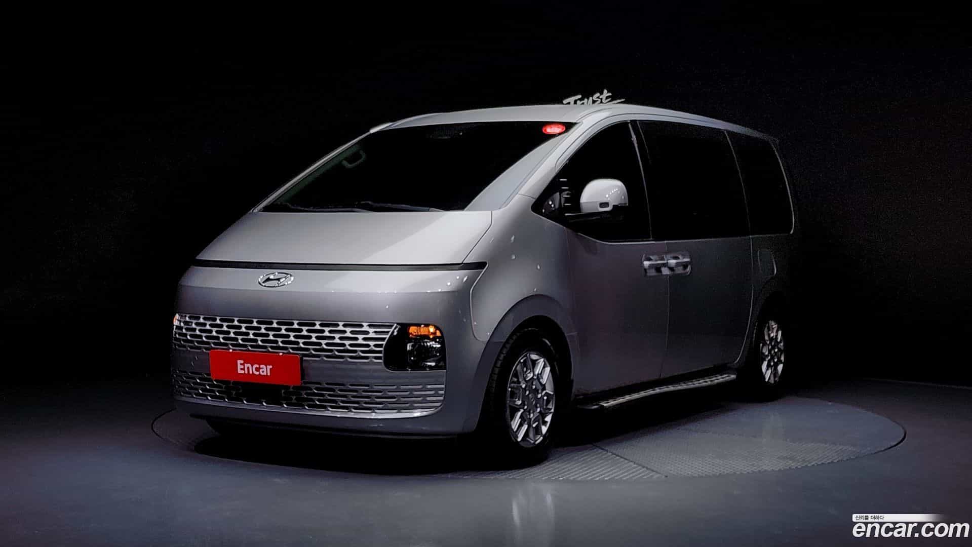 Staria Hyundai 2021.9-OUTER-001