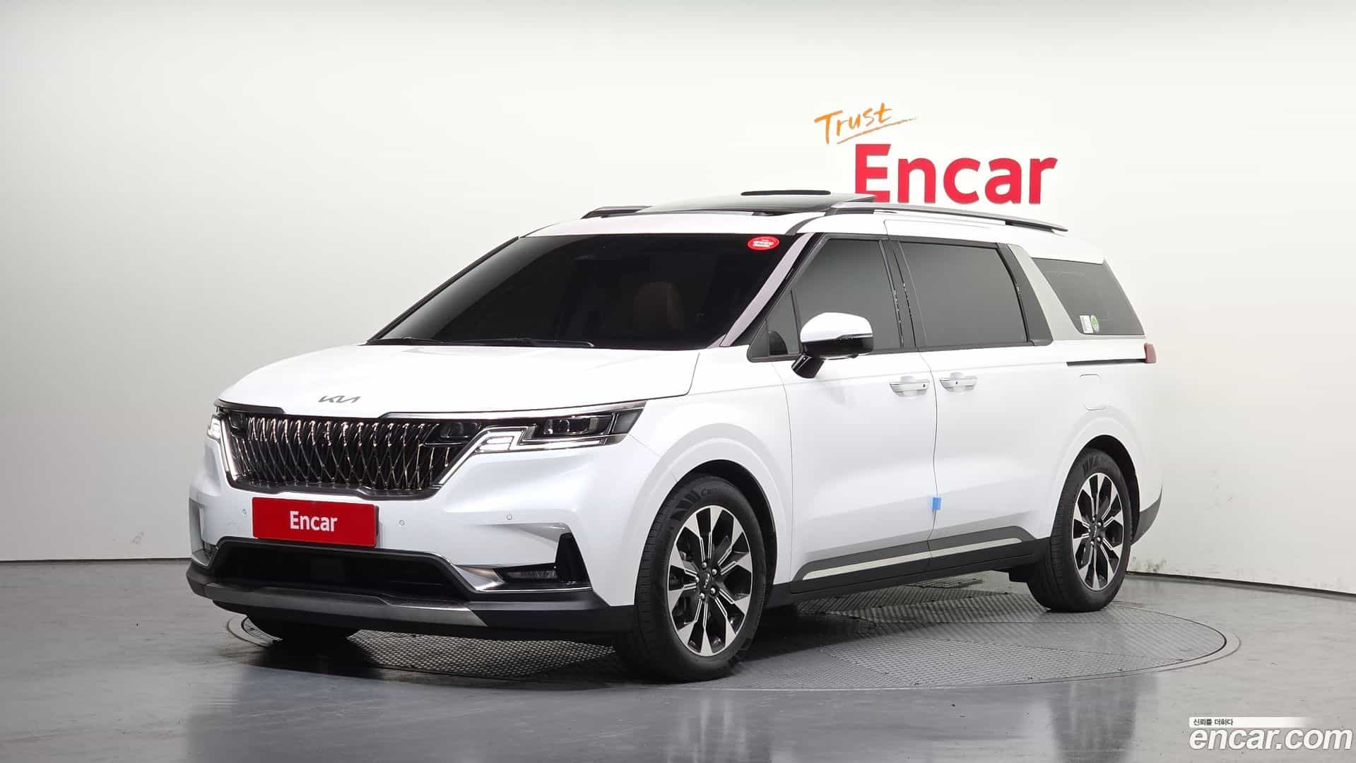 Canival Kia 2022.11-OUTER-001