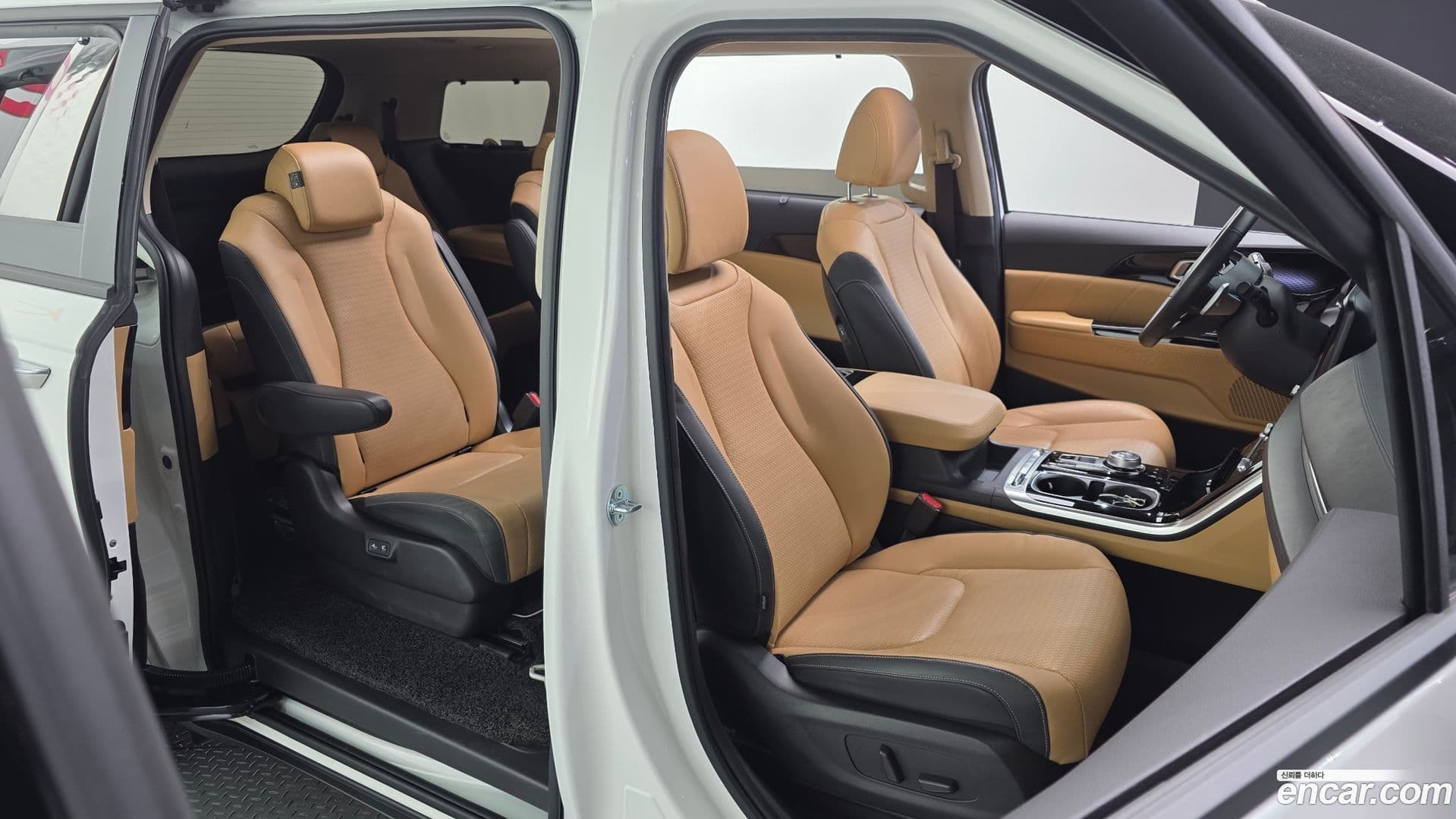 Main__Slider__Photo:Canival Kia 2022.11-11
