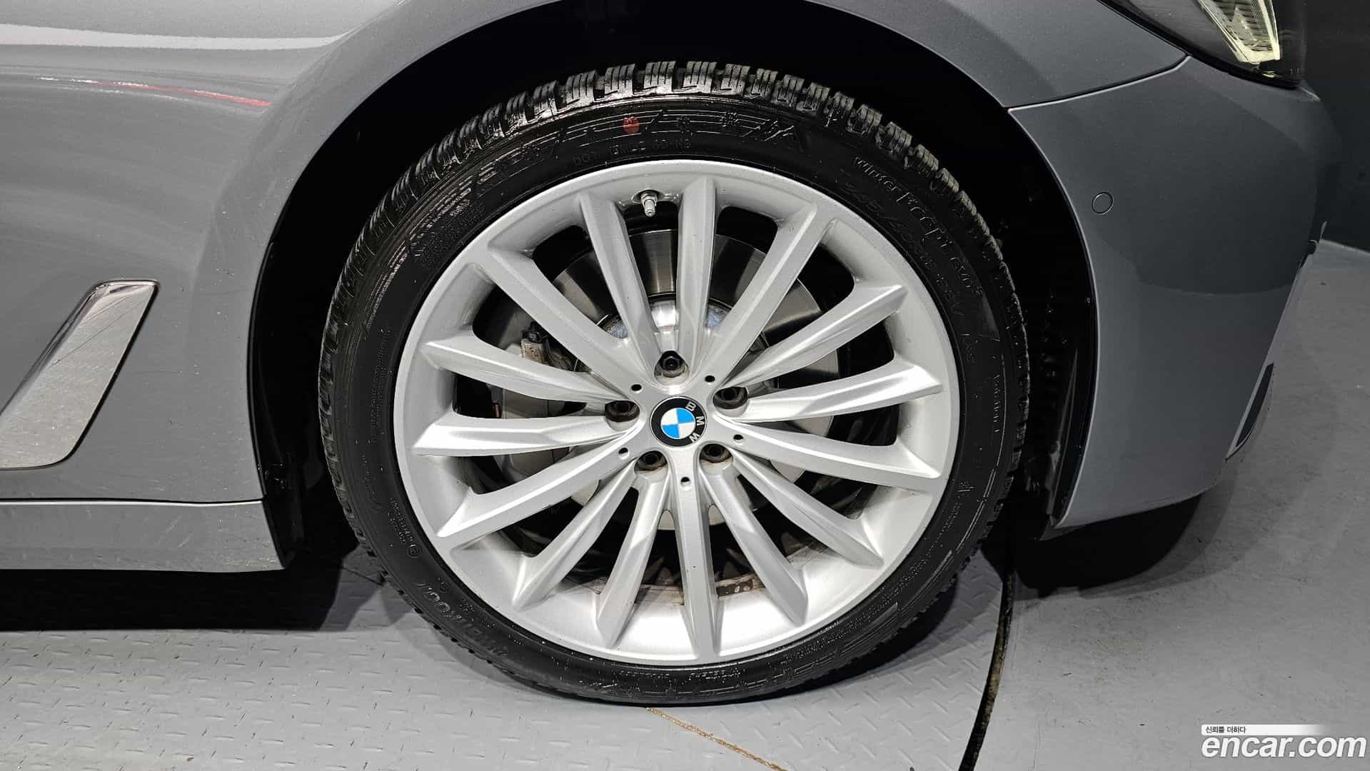 5-Series BMW 2023.5-OUTER-005