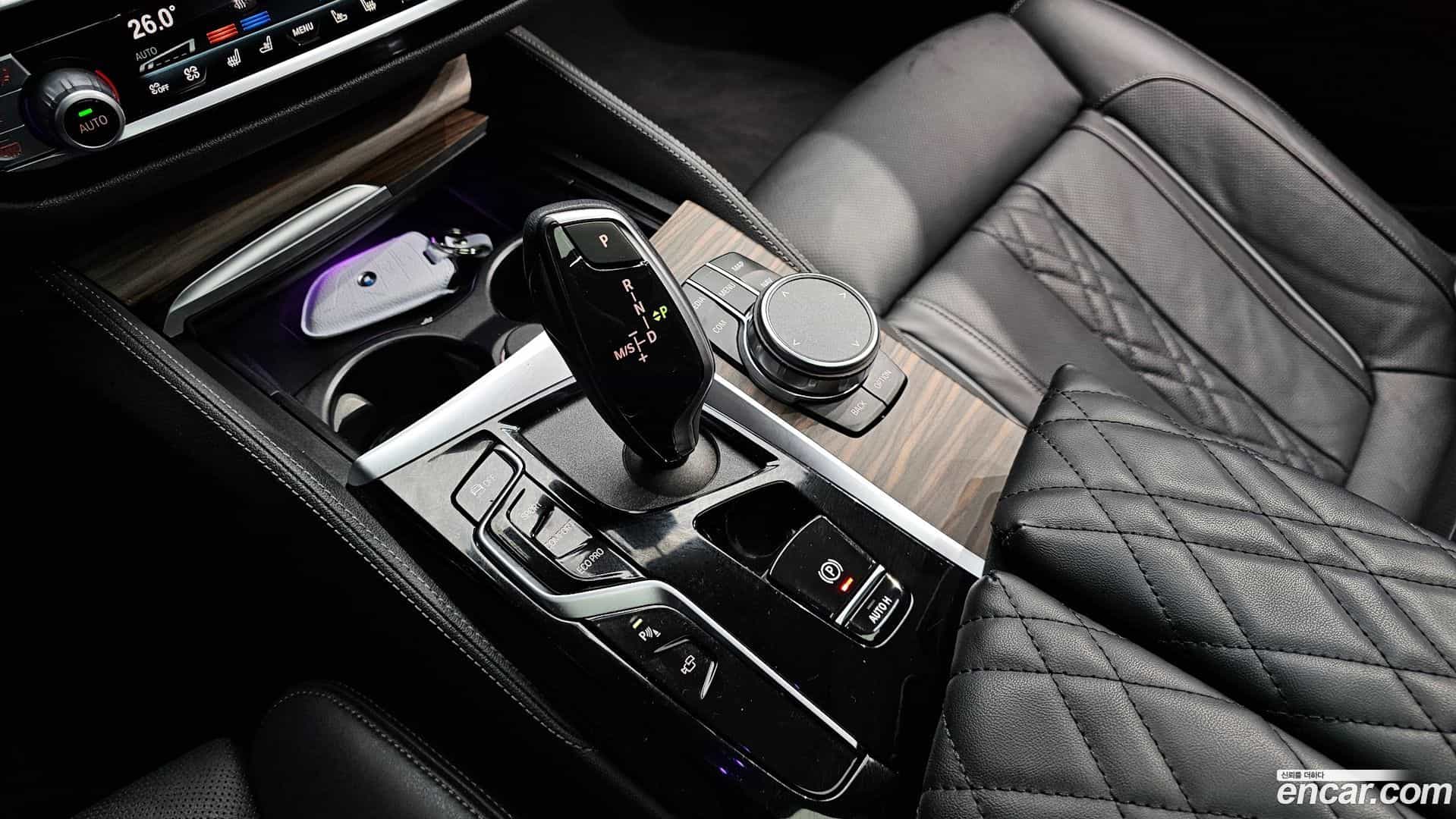 5-Series BMW 2023.5-INNER-009