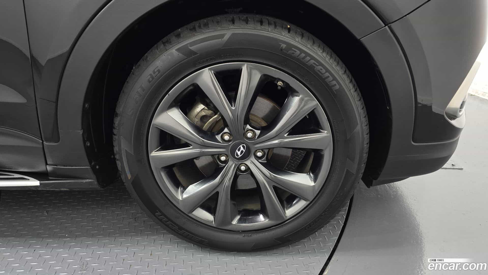 Santafe Hyundai 2015.8-OUTER-005