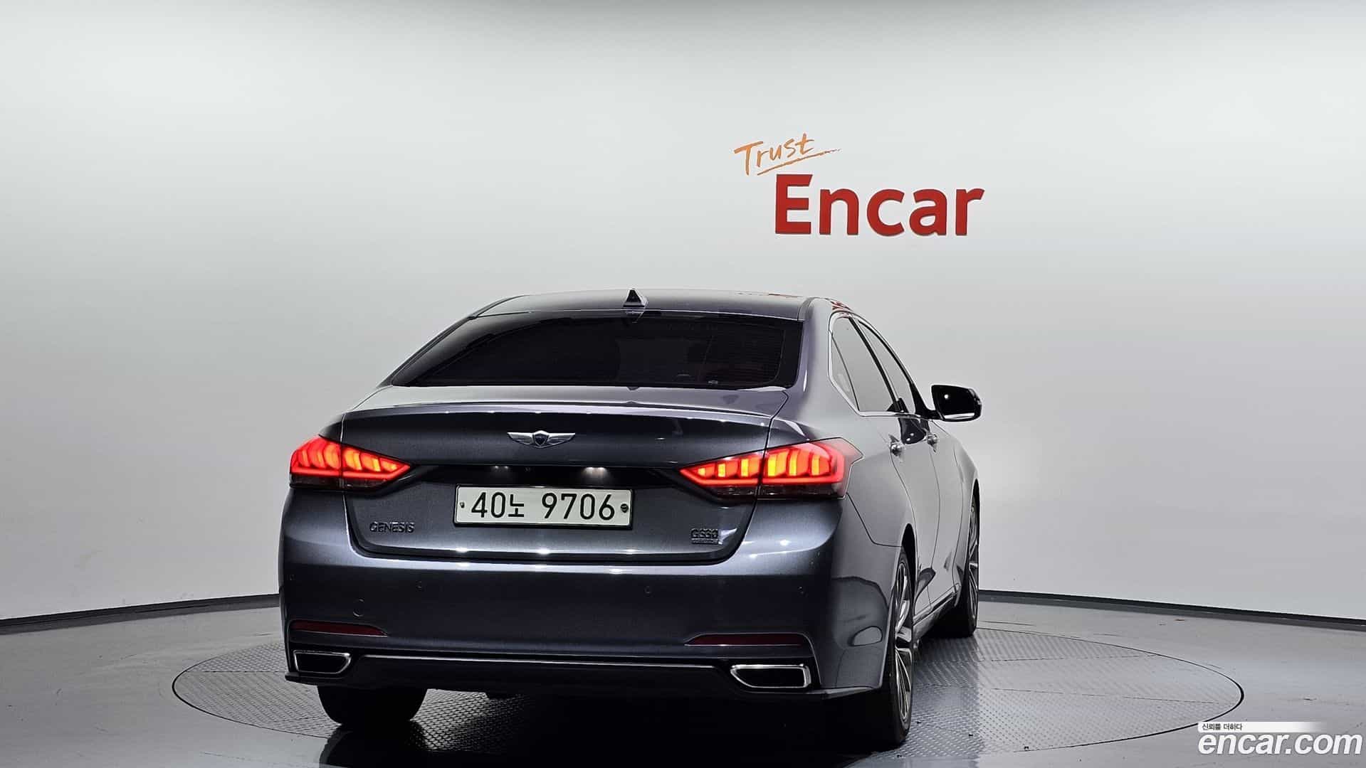 Genesis Hyundai 2015.0-OUTER-004