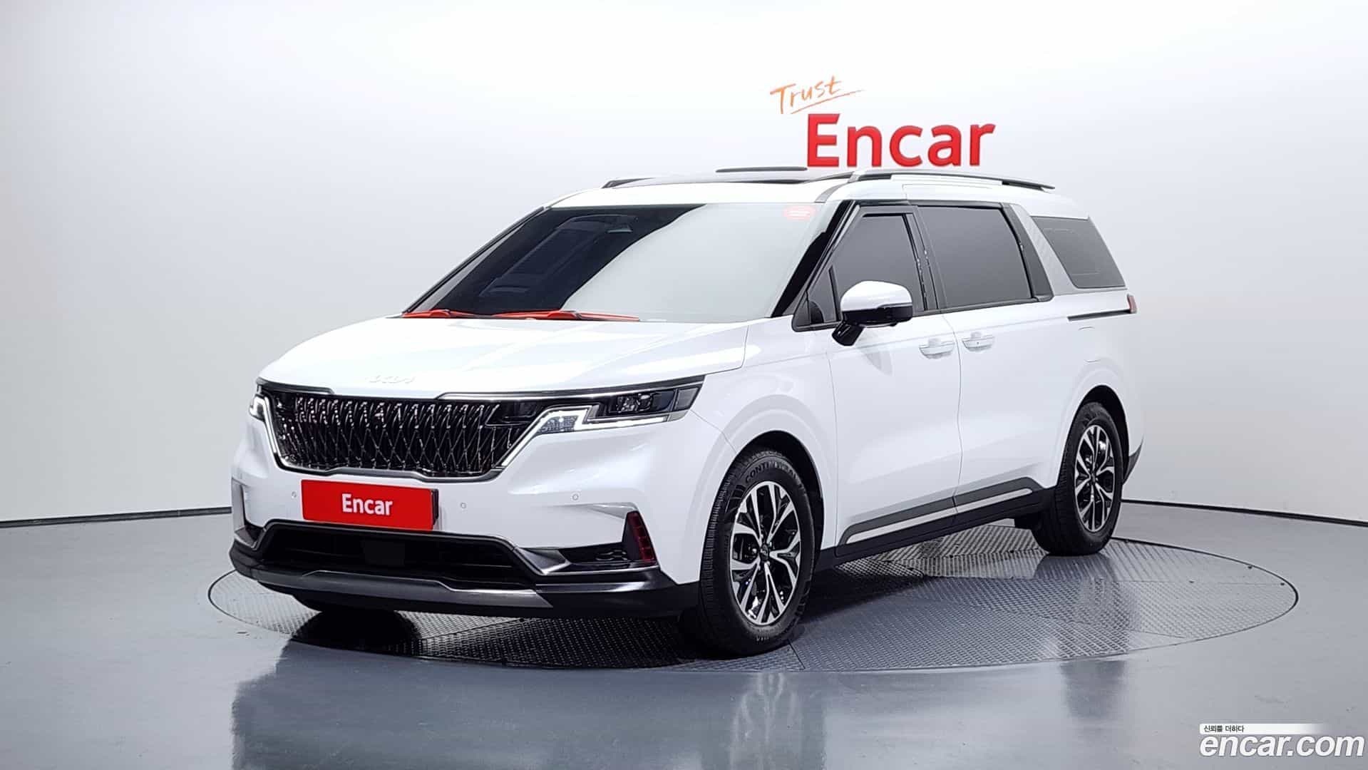 Canival Kia 2023.11-OUTER-001