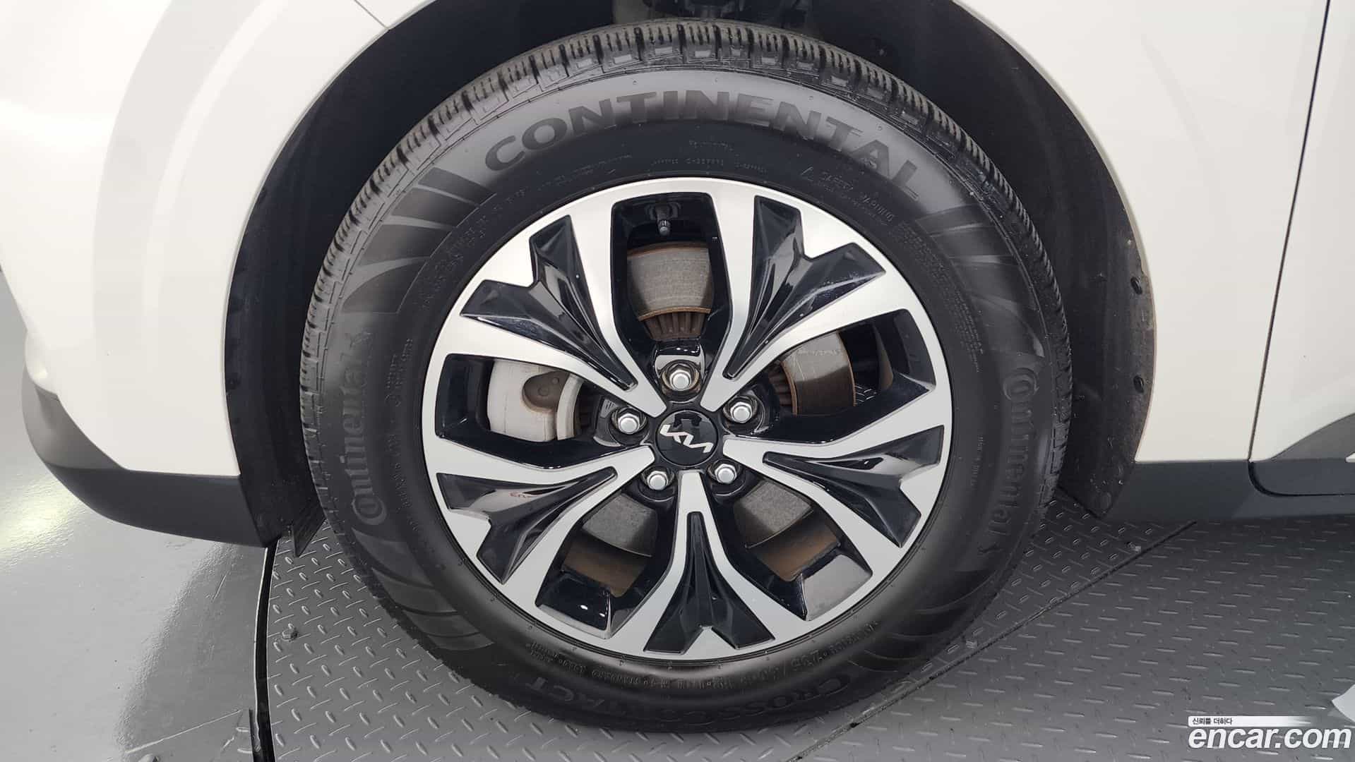 Canival Kia 2023.11-OUTER-005